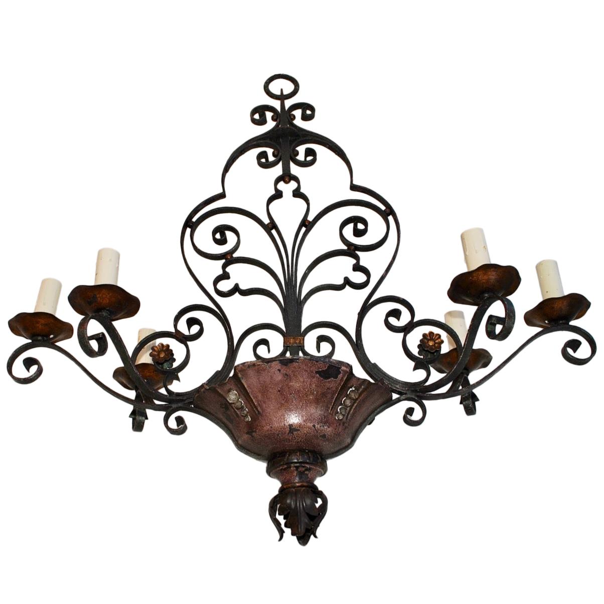 Elegant French 1930s Iron Chandelier in the Manner of Maison Baguès