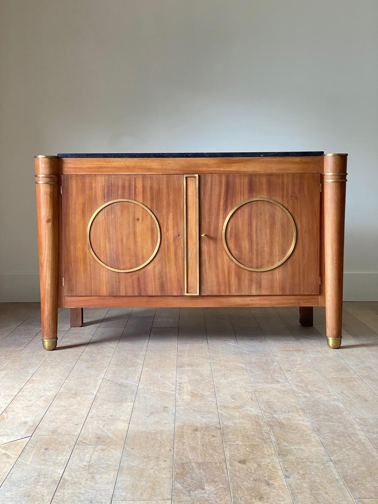 Elegant French 1940s Mid-Century Modernist Fossil Marble-Topped Commode 5