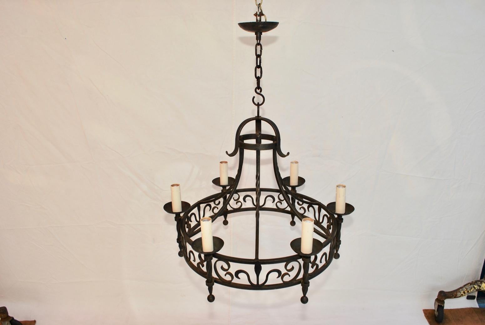 Spanish Colonial Elegant French, 1940s Wrought Iron Chandelier