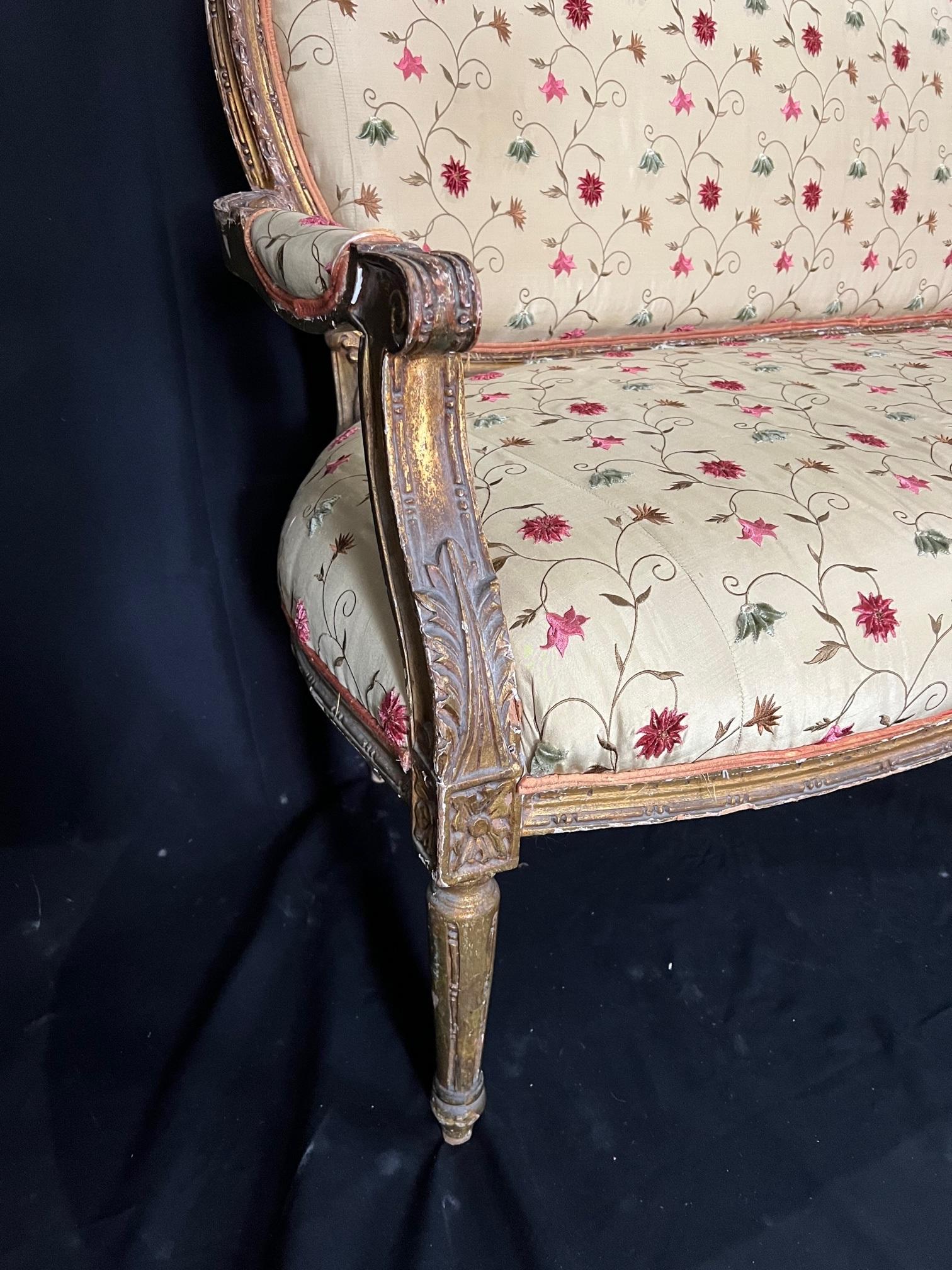 Mid-19th Century Elegant French 19th Century Gilded Wood Louis XVI Silk Upholstered Sofa