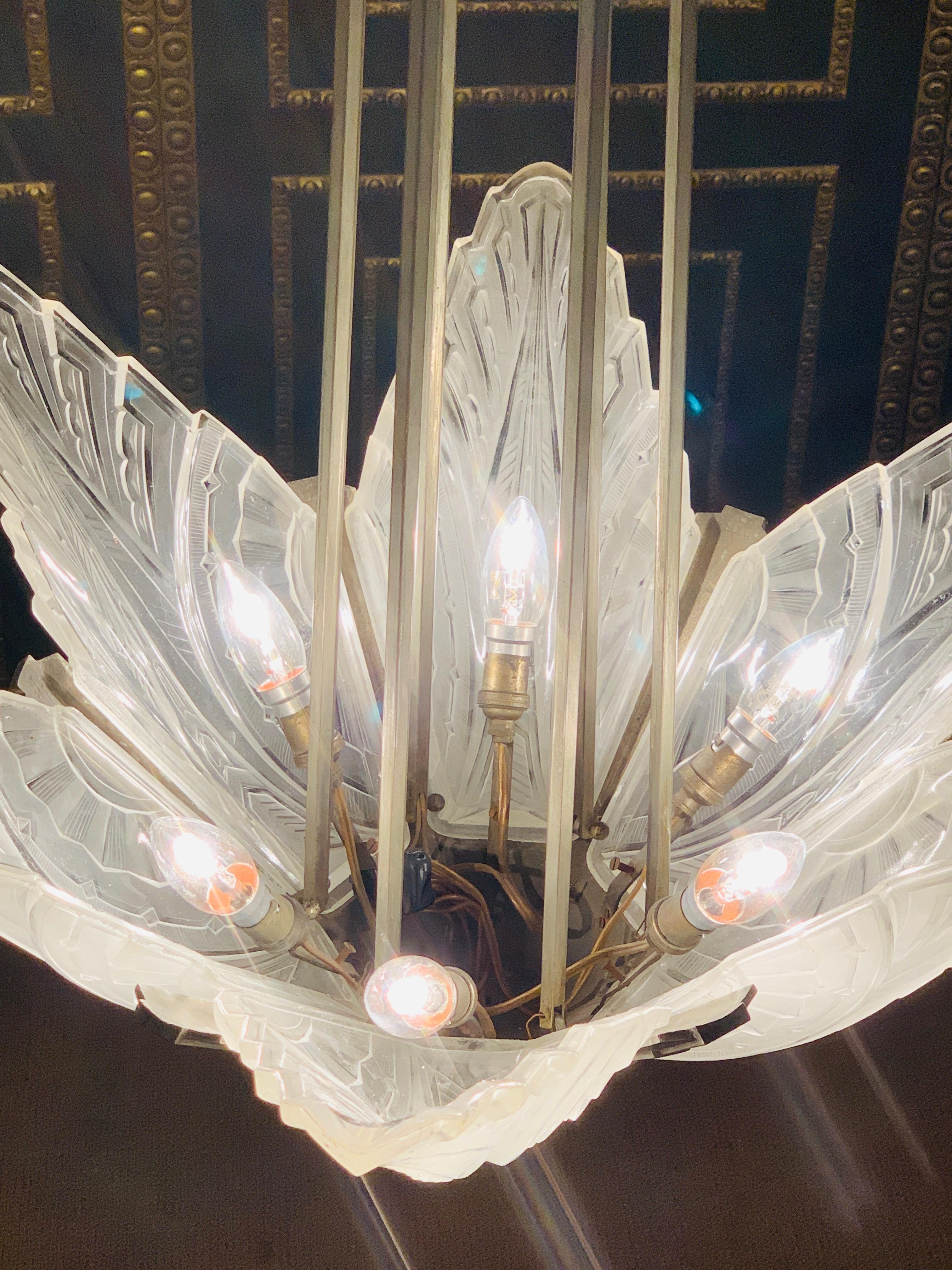 Elegant French Art Deco Chandelier with Five Clear Frosted Glass Panels 6
