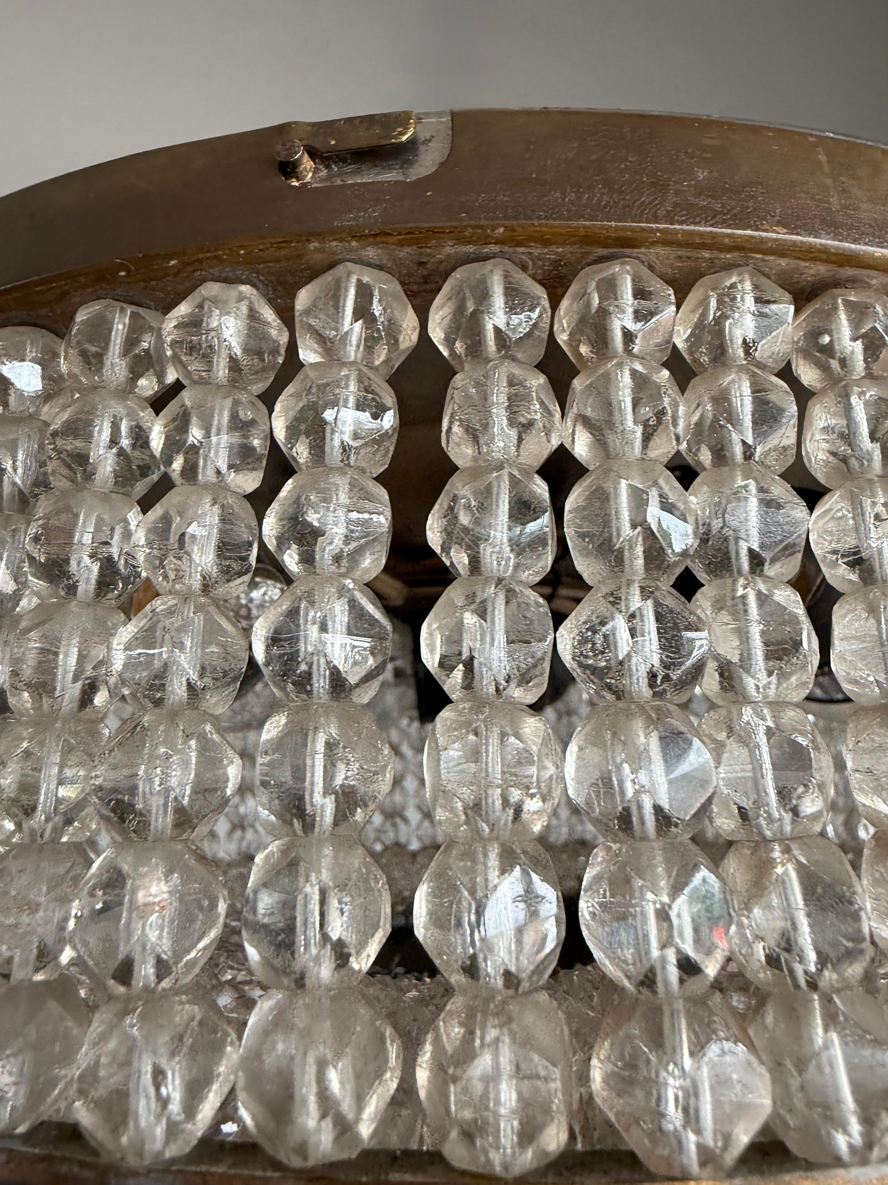 Elegant French Art Deco Flush Mount Ceiling Light with Crystal Beads, circa 1940 in vendita 1
