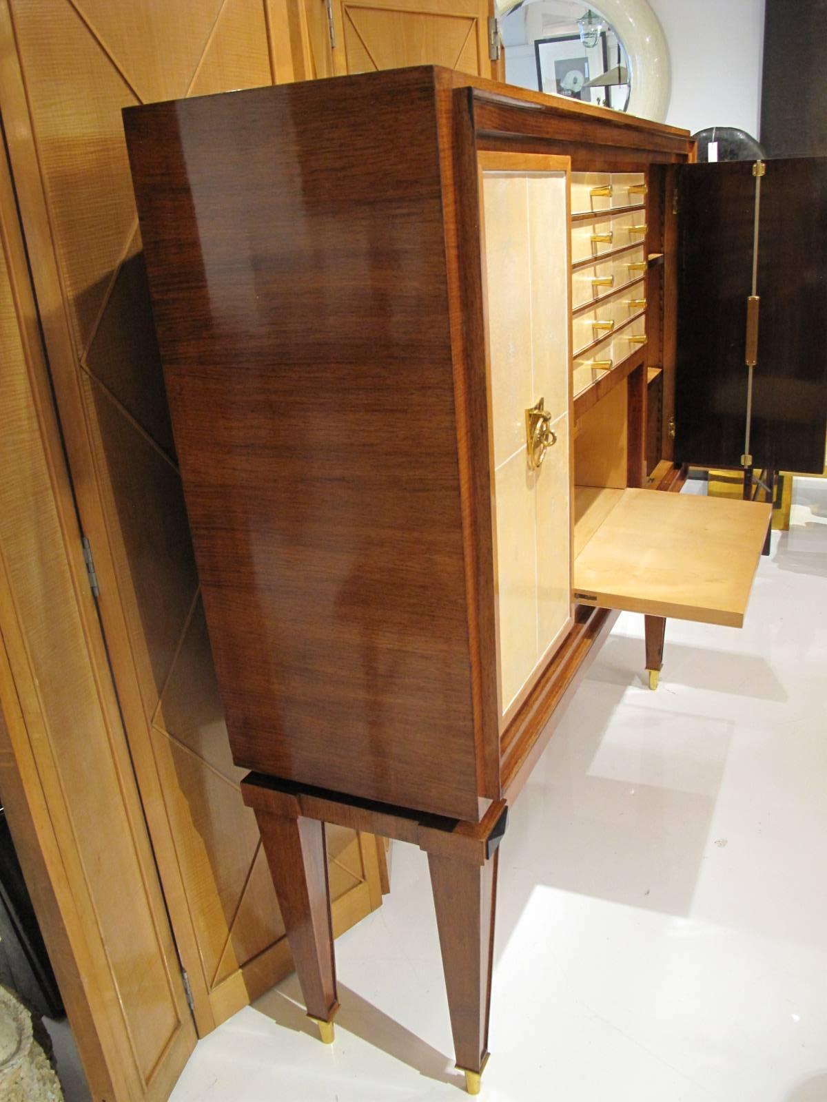 Elegant French Art Deco Walnut and Shagreen  Bar Cabinet 9