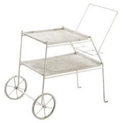 Elegante Carrito de Bar Francés con Estructura de Malla en Hierro