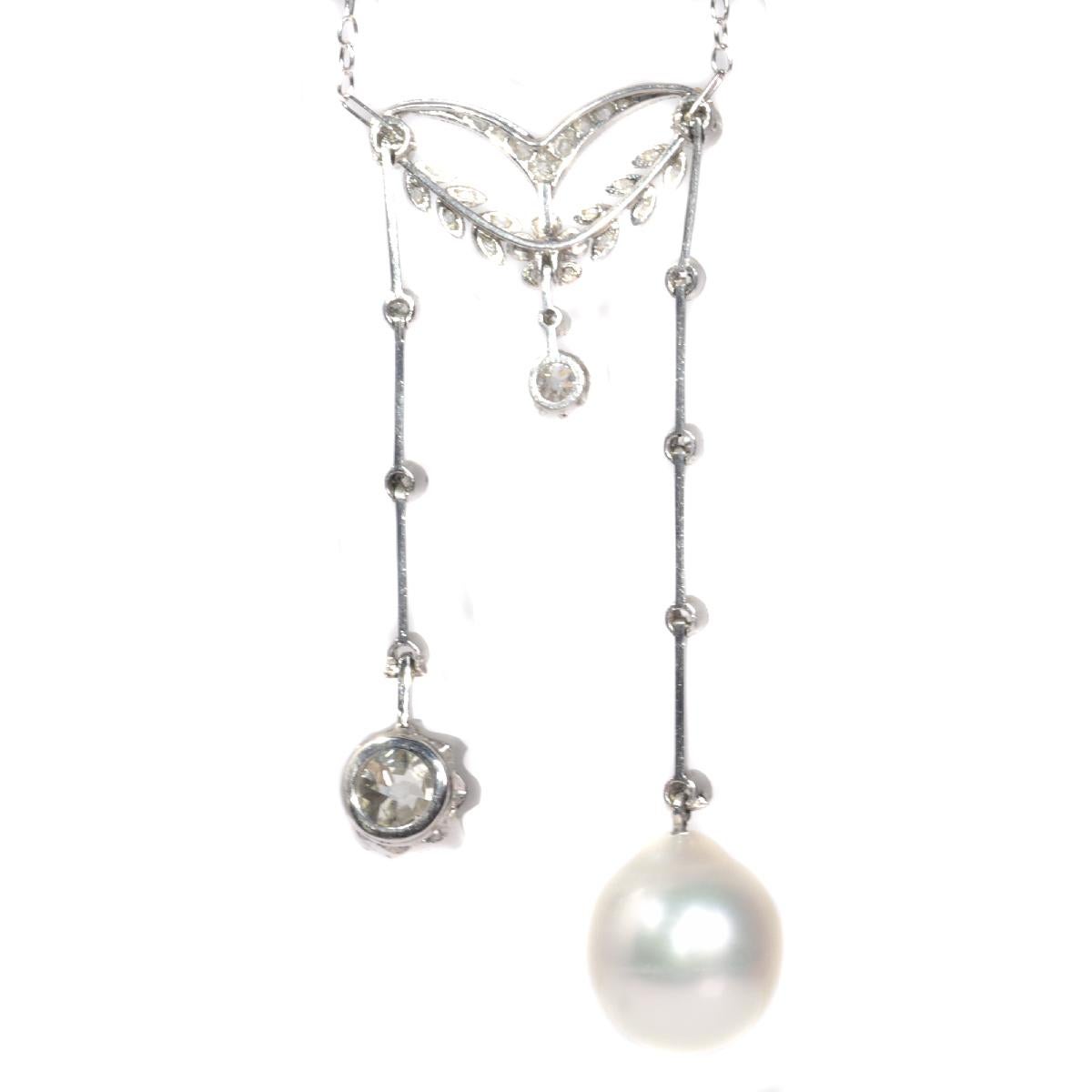 Elegant French Belle Epoque Platinum Diamond Pearl Necklace So-Called Négligé For Sale 2