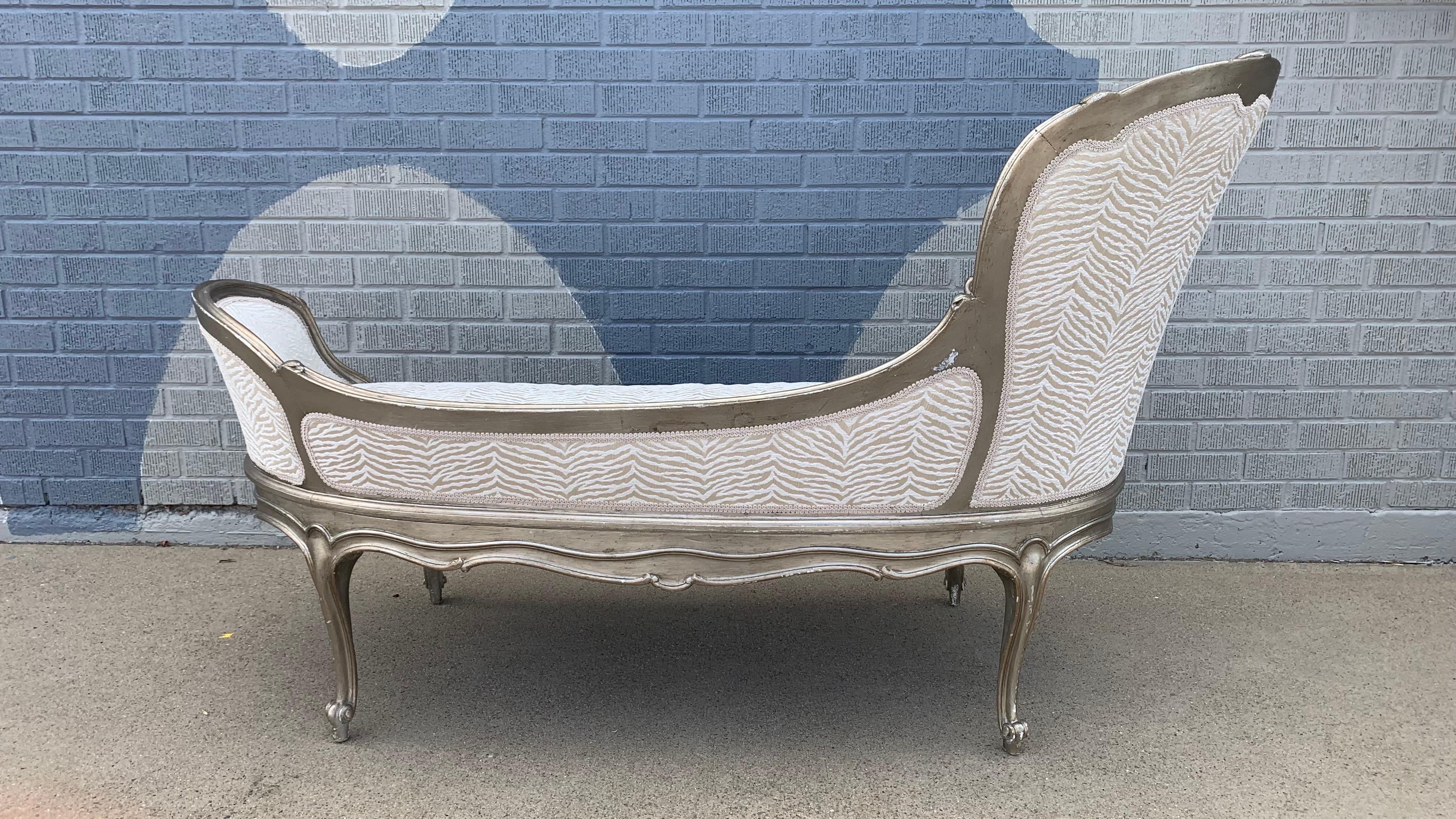 Unknown Elegant French Louis XV Style Silver Gilt Chaise Lounge with Zebra Pattern For Sale