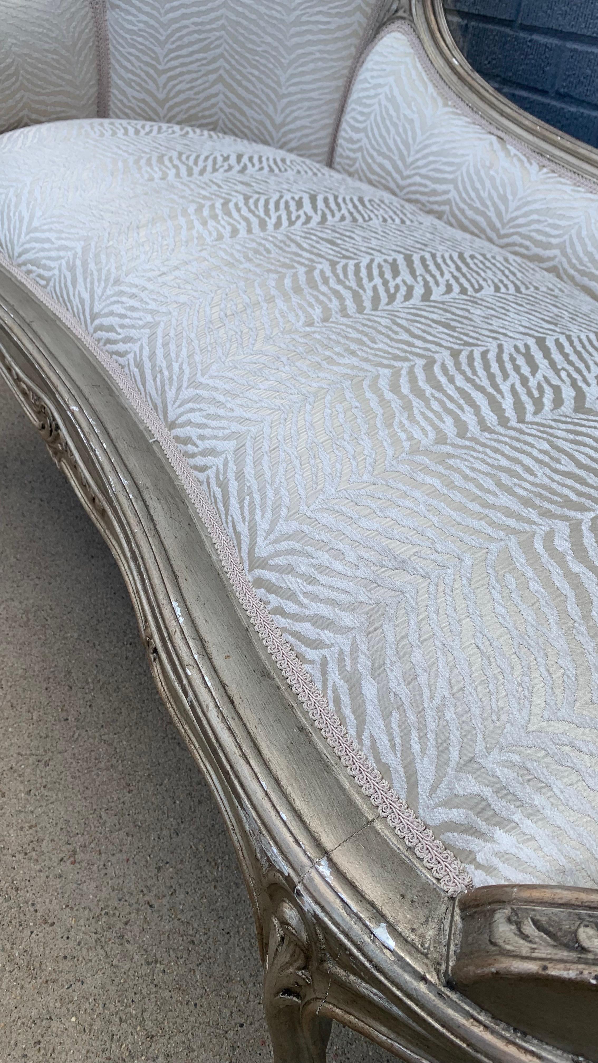 Elegant French Louis XV Style Silver Gilt Chaise Lounge with Zebra Pattern For Sale 1