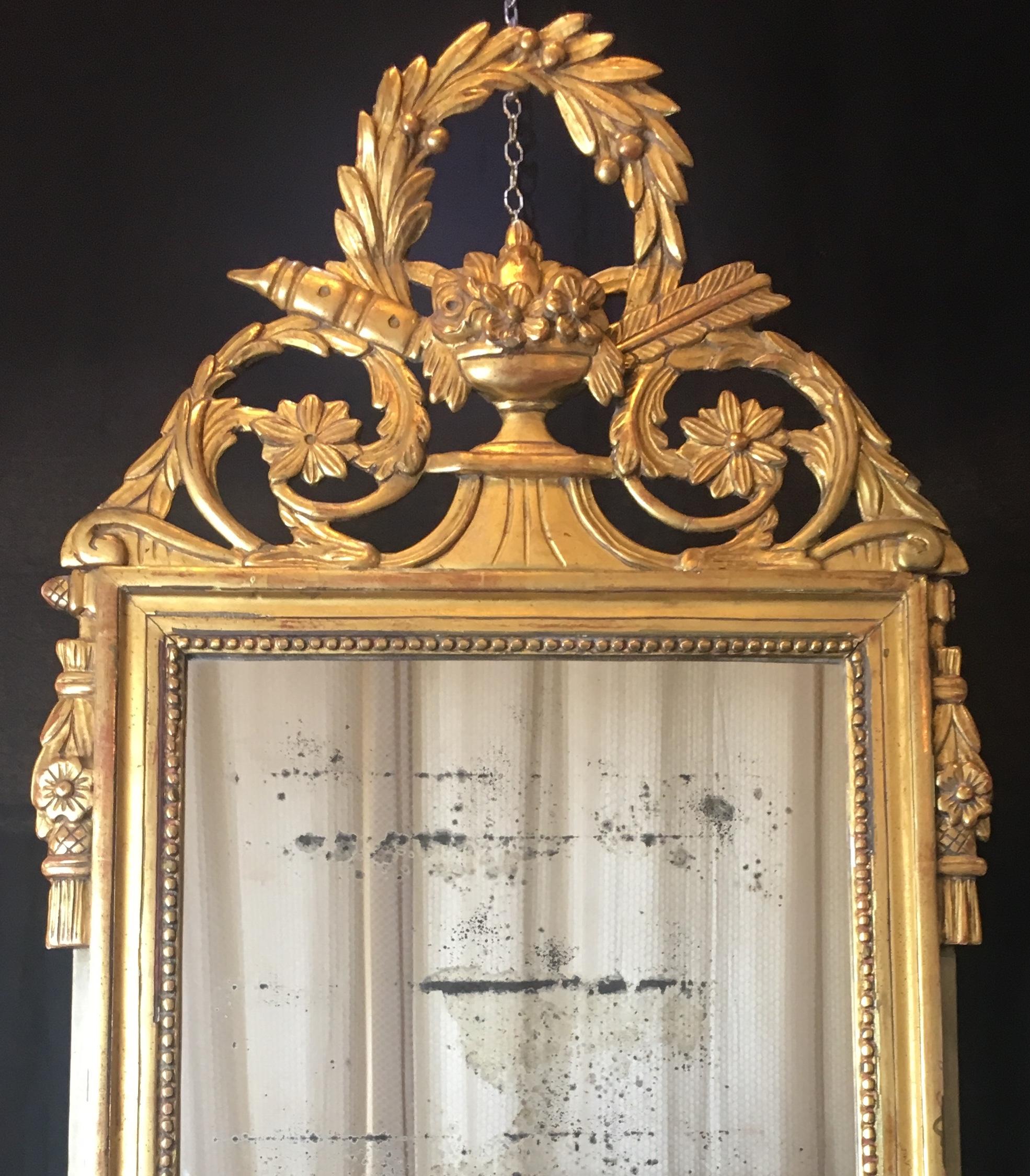 Hand-Carved Elegant French Louis XVI Style Mirror For Sale