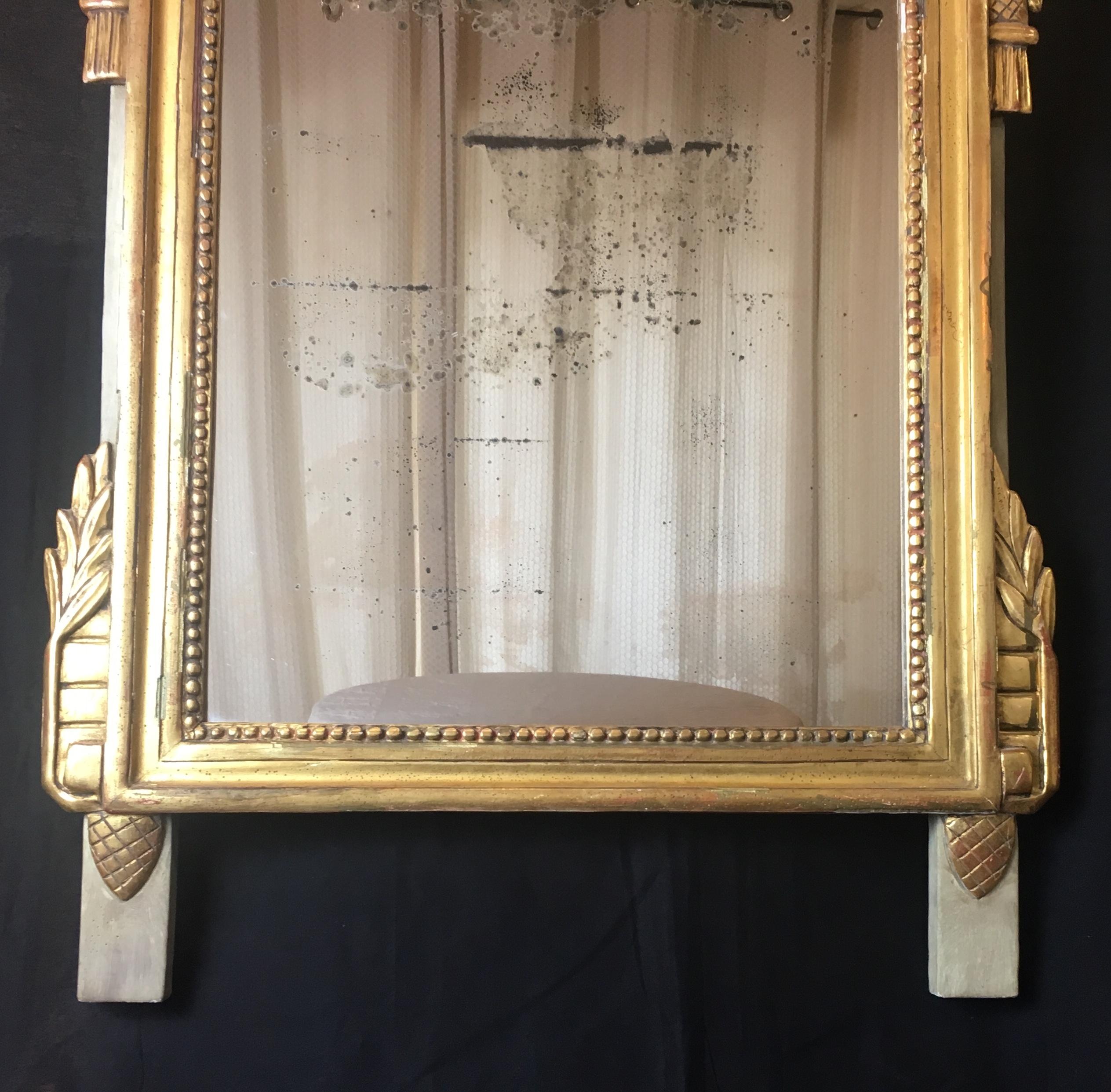 20th Century Elegant French Louis XVI Style Mirror For Sale