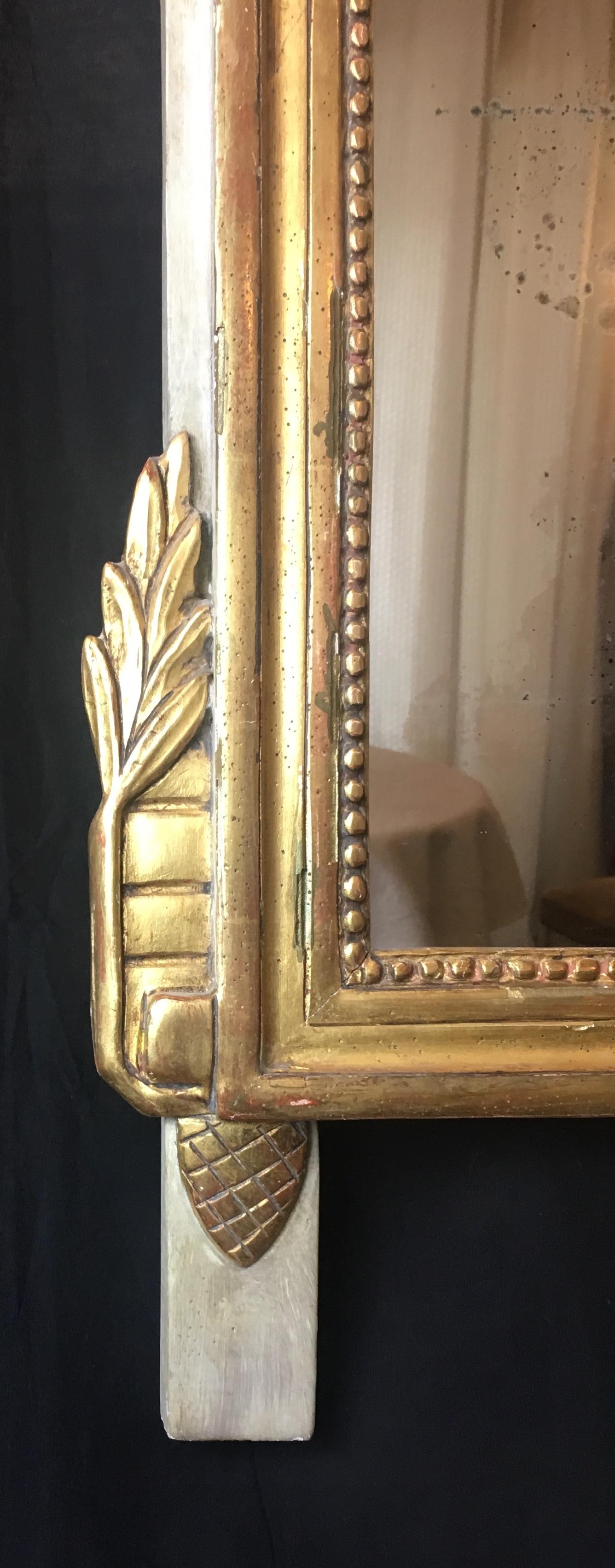 Elegant French Louis XVI Style Mirror For Sale 1