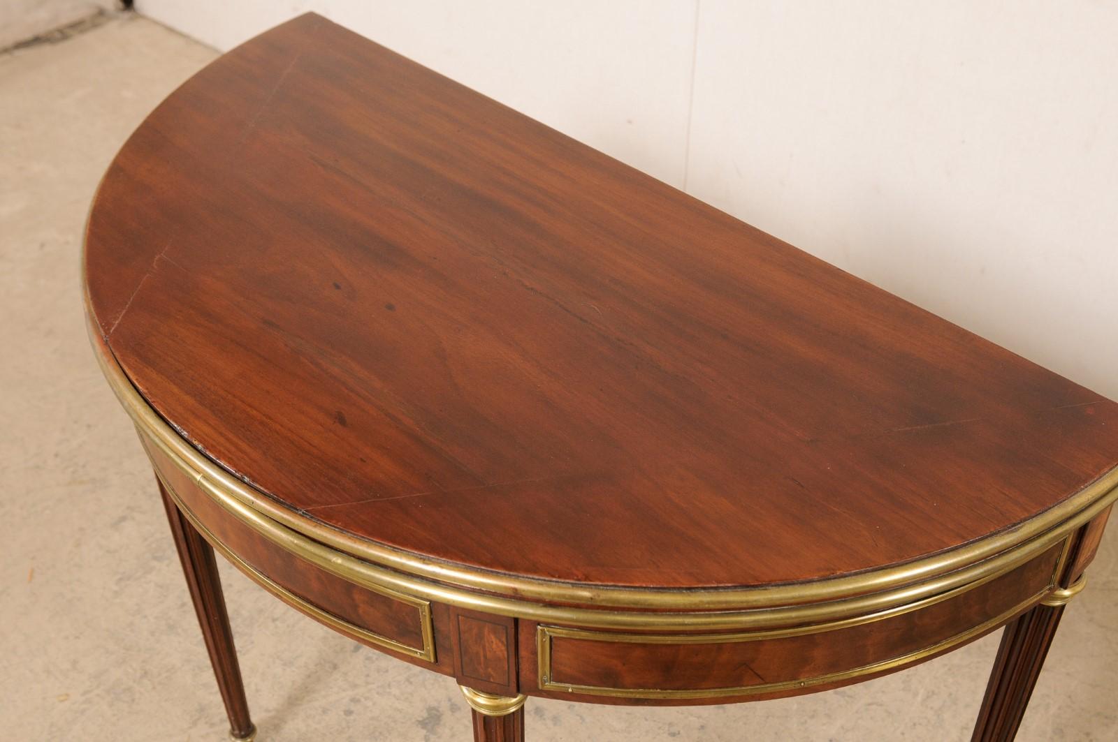  Elegant French Neoclassical Demi-to-round Table W/ Brass Accents, 19th C.  For Sale 1