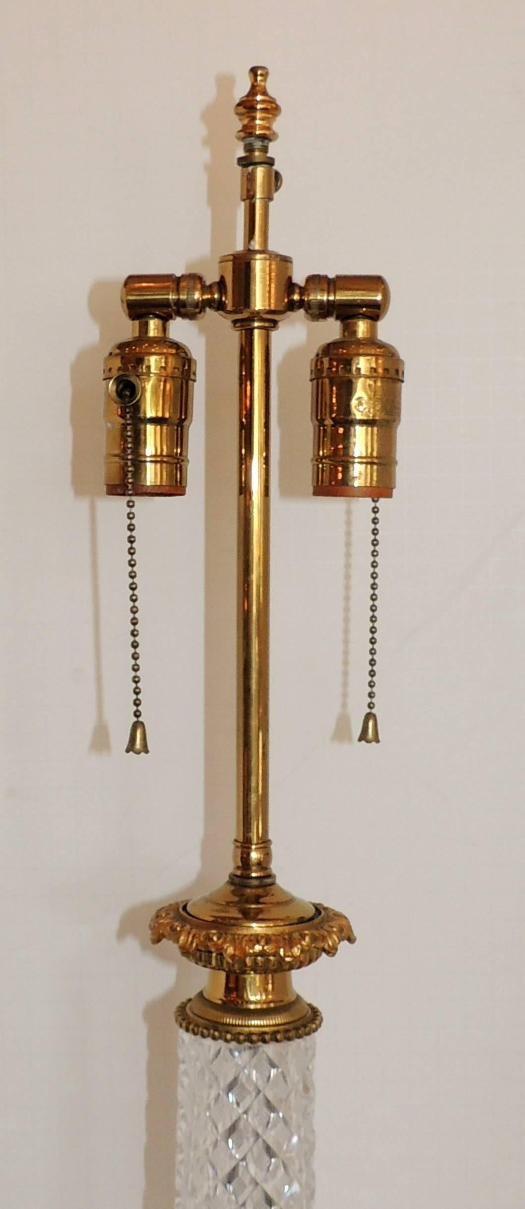 Mid-20th Century Elegant French Pair of Dore Bronze Cut Crystal Ormolu Column Neoclassical Lamps