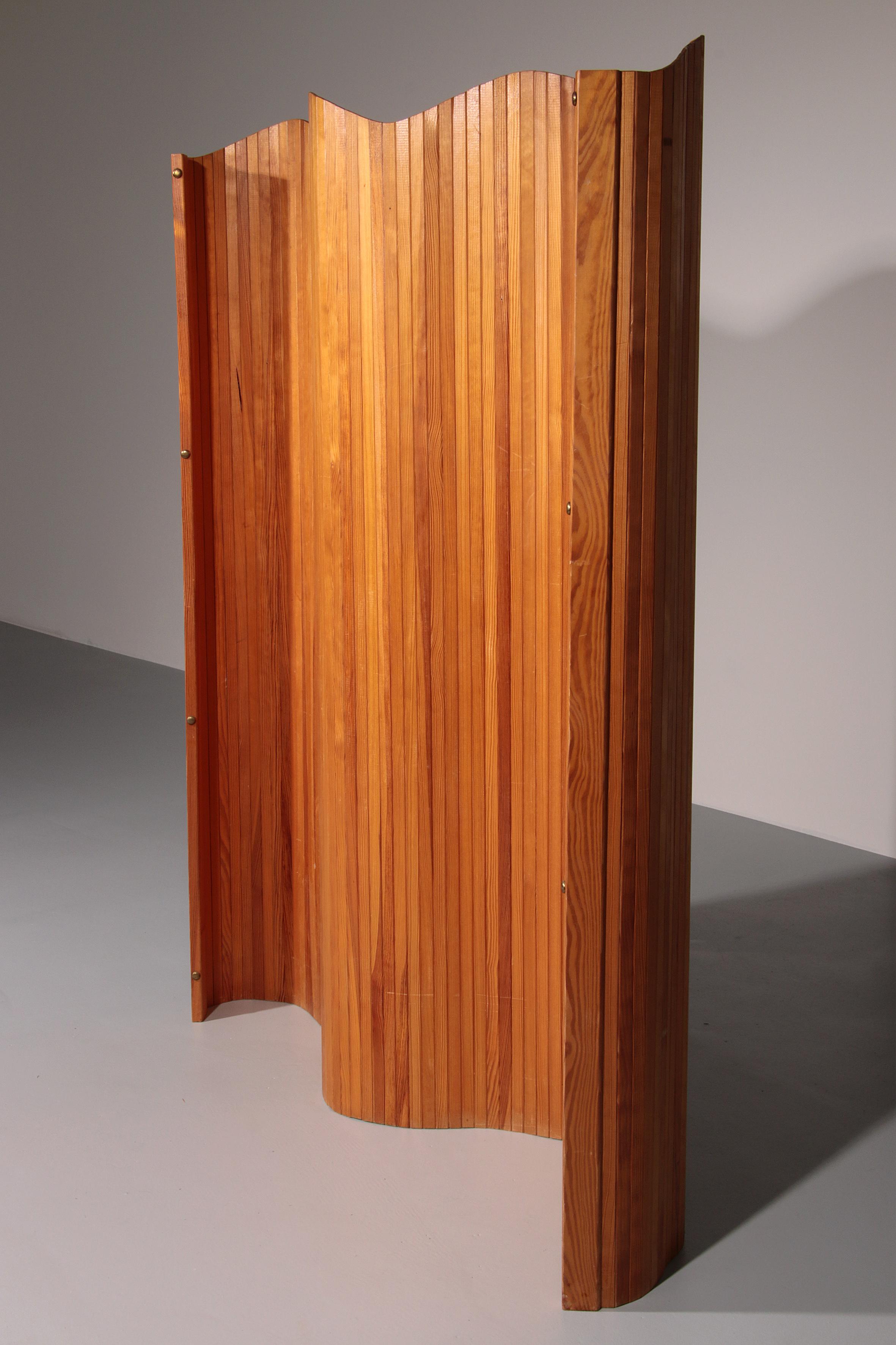 Elegant French Room Divider by Jomain Baumann In Good Condition In Oirlo, LI