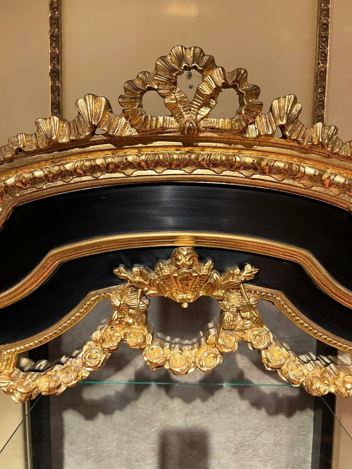 Elegant French Showcase antique Louis XVI Age 20th Century Beech Black / Gold 5