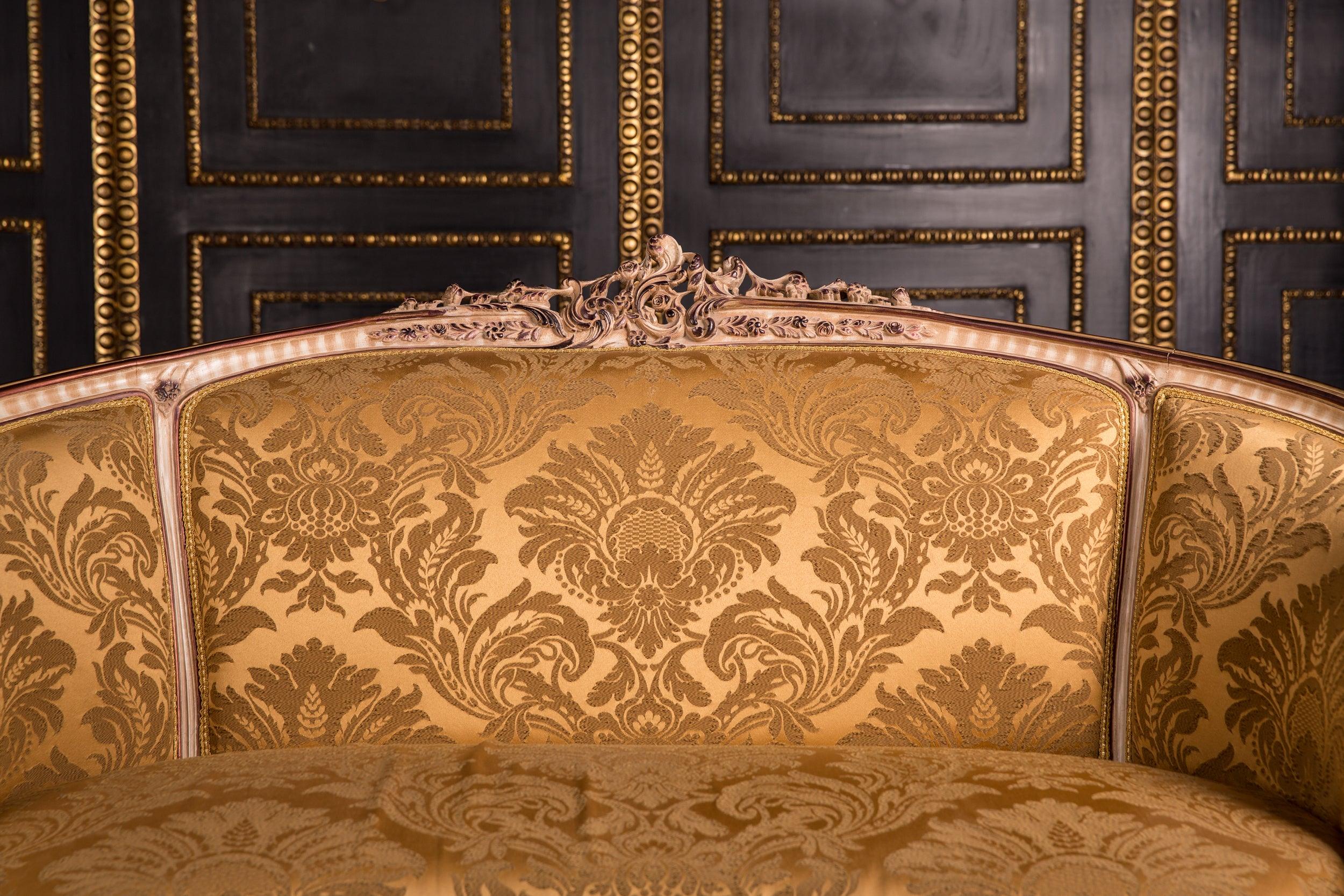 Hand-Carved Elegant French Sofa Canape in Louis Seize Style