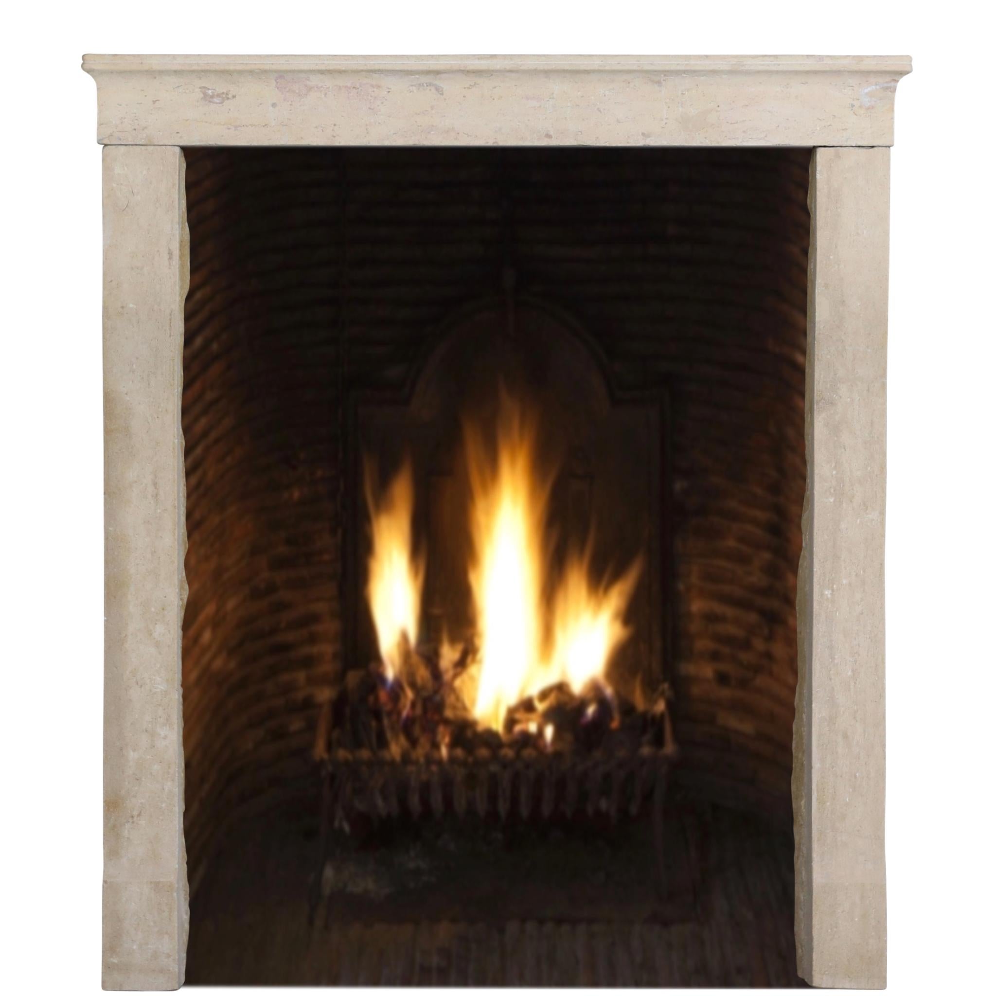 Elegant French Vintage Fireplace Surround in Limestone  For Sale 10