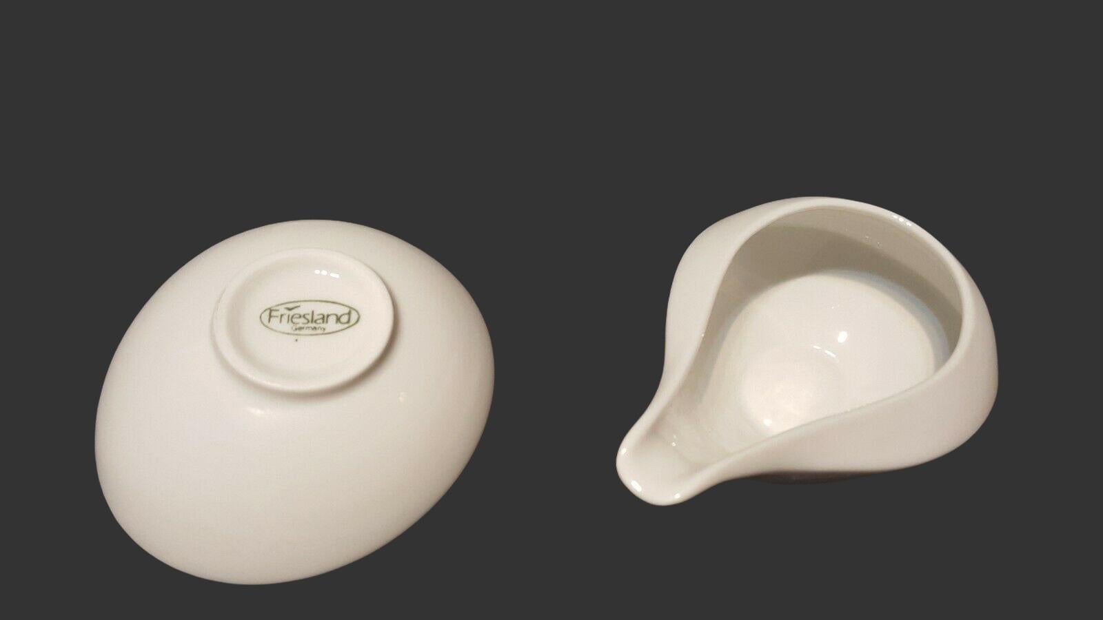 Elegant Futuristic Friesland Porcelain Tea Set Vintage, German In Good Condition For Sale In Nuernberg, DE