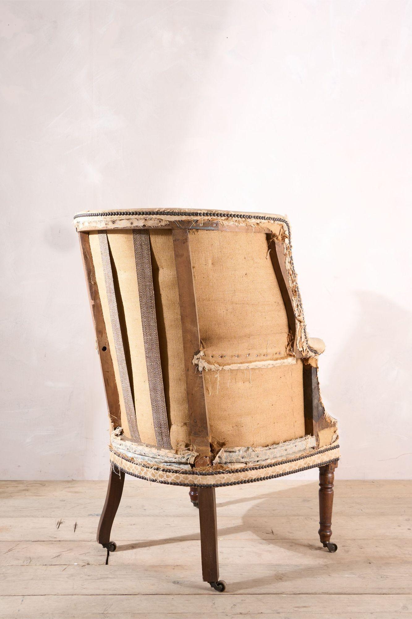 XIXe siècle Elegance fauteuil géorgien à dossier en tonneau en vente