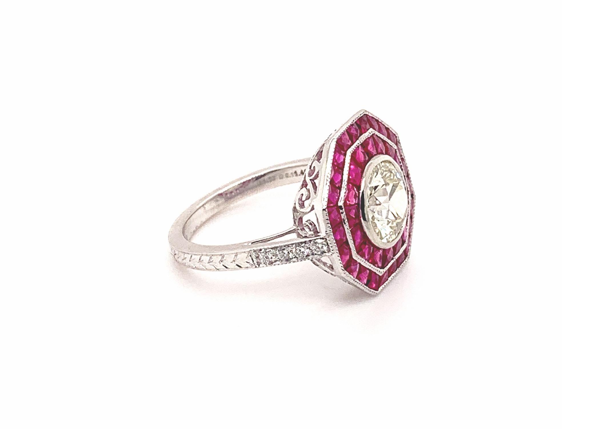 Elegant GIA Certified 1.46 Carat Round Diamond and Ruby Ring In New Condition In New York, NY