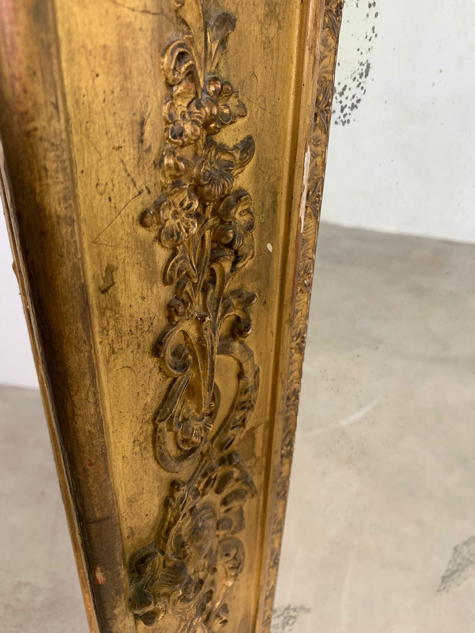 Élégant miroir de cheminée doré datant de la fin du XIXe siècle, Italie en vente 3