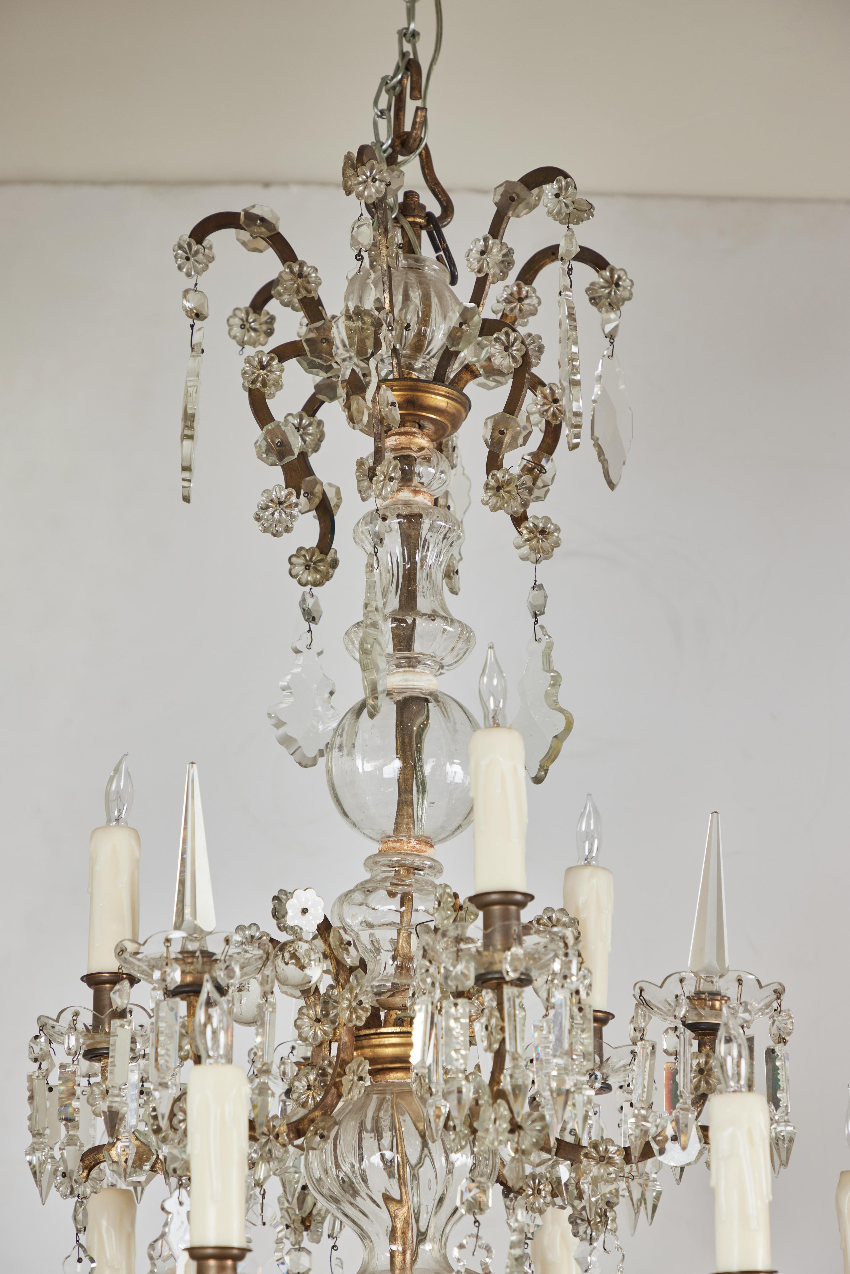 Italian Crystal Chandelier with 12 Lights  For Sale