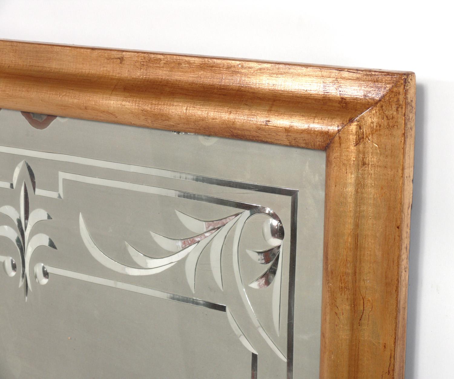 Américain Elegant Gilt Framed Etched Mirror 46