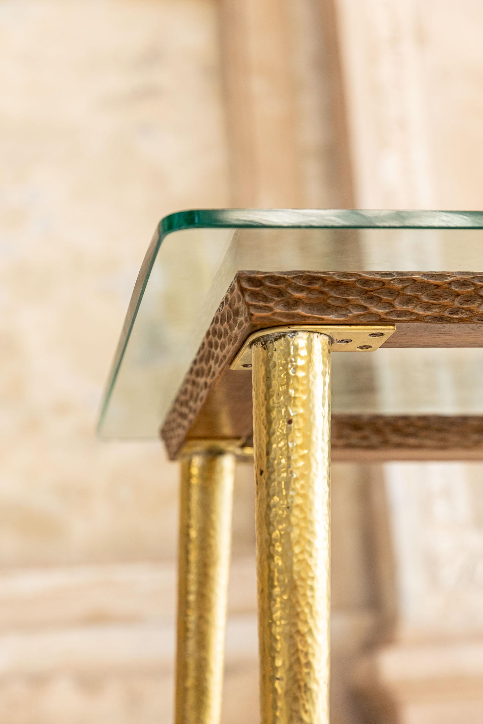 Elegant Glass and Golden Brass Coffee Table For Sale 2