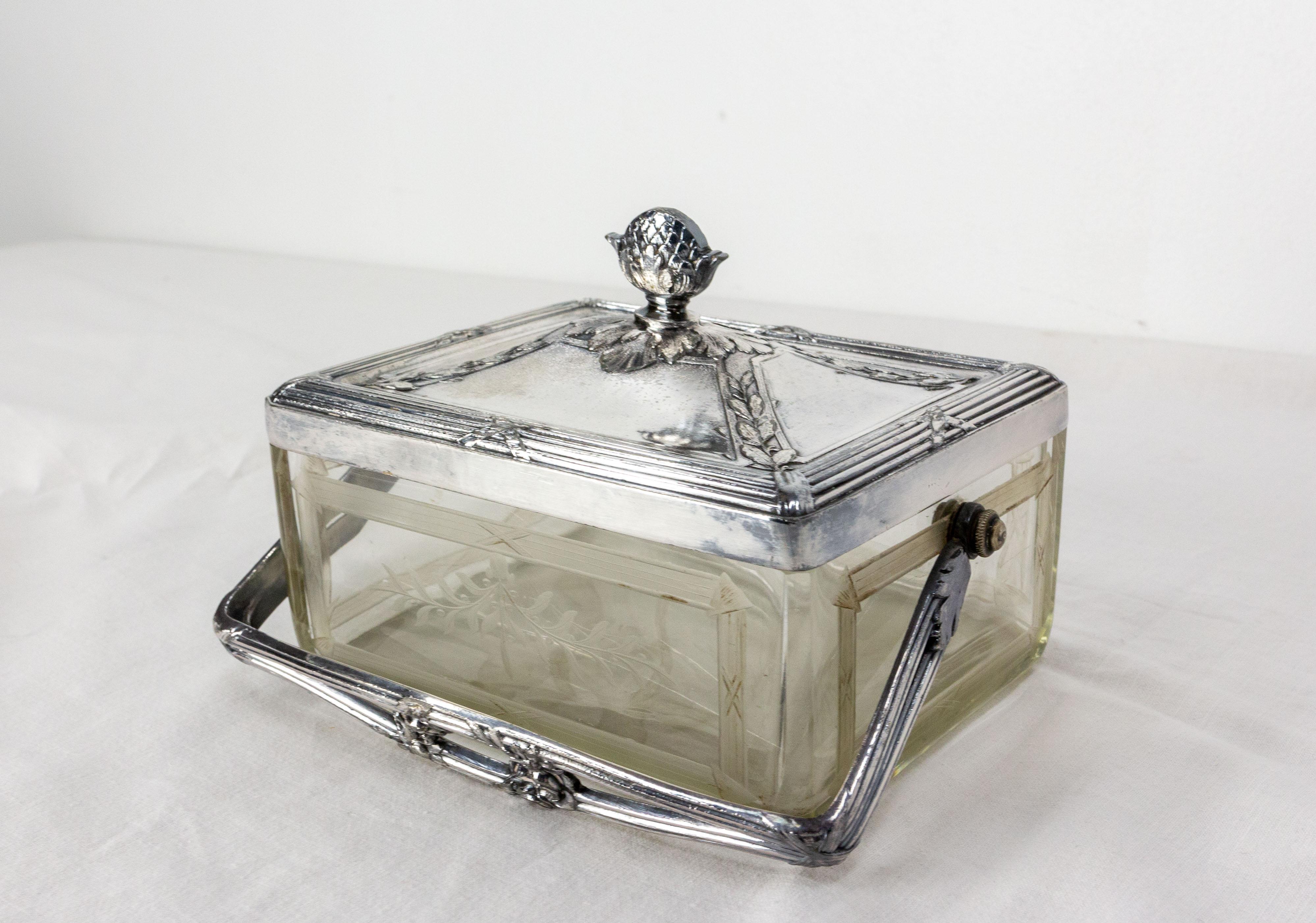 Elegance de la boîte en verre et métal d'époque Napoléon III Abîmé - En vente à Labrit, Landes
