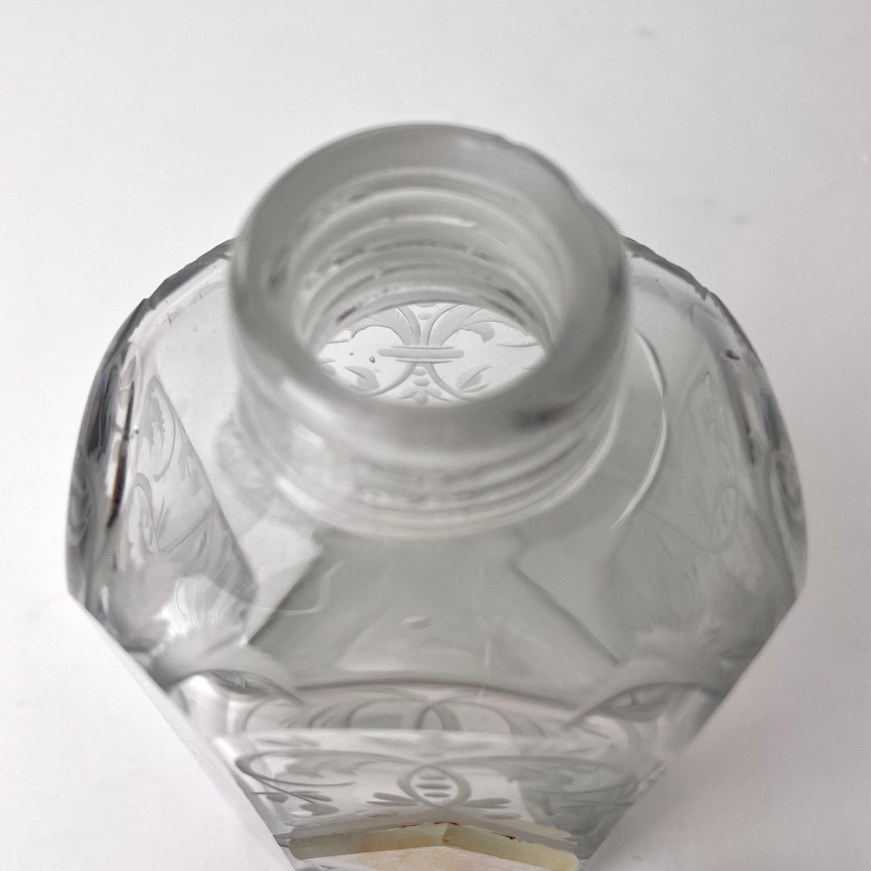 Elegant Glass Bottle with glass screw cap probably from the 18th Century For Sale 5