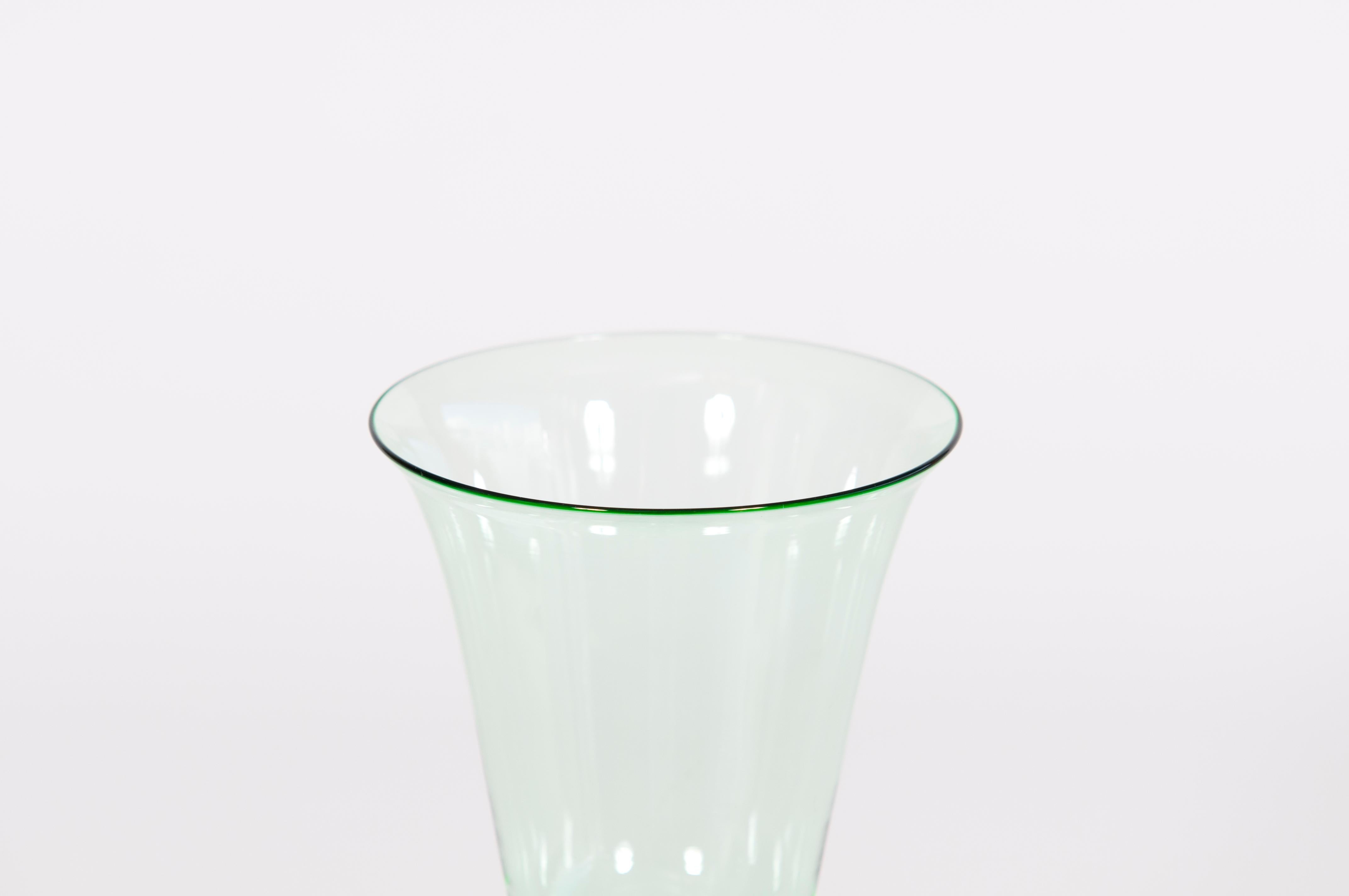Hand-Crafted Elegant Glass in Green with Gold Leaf color  in blown Murano Glass 1990s Italy