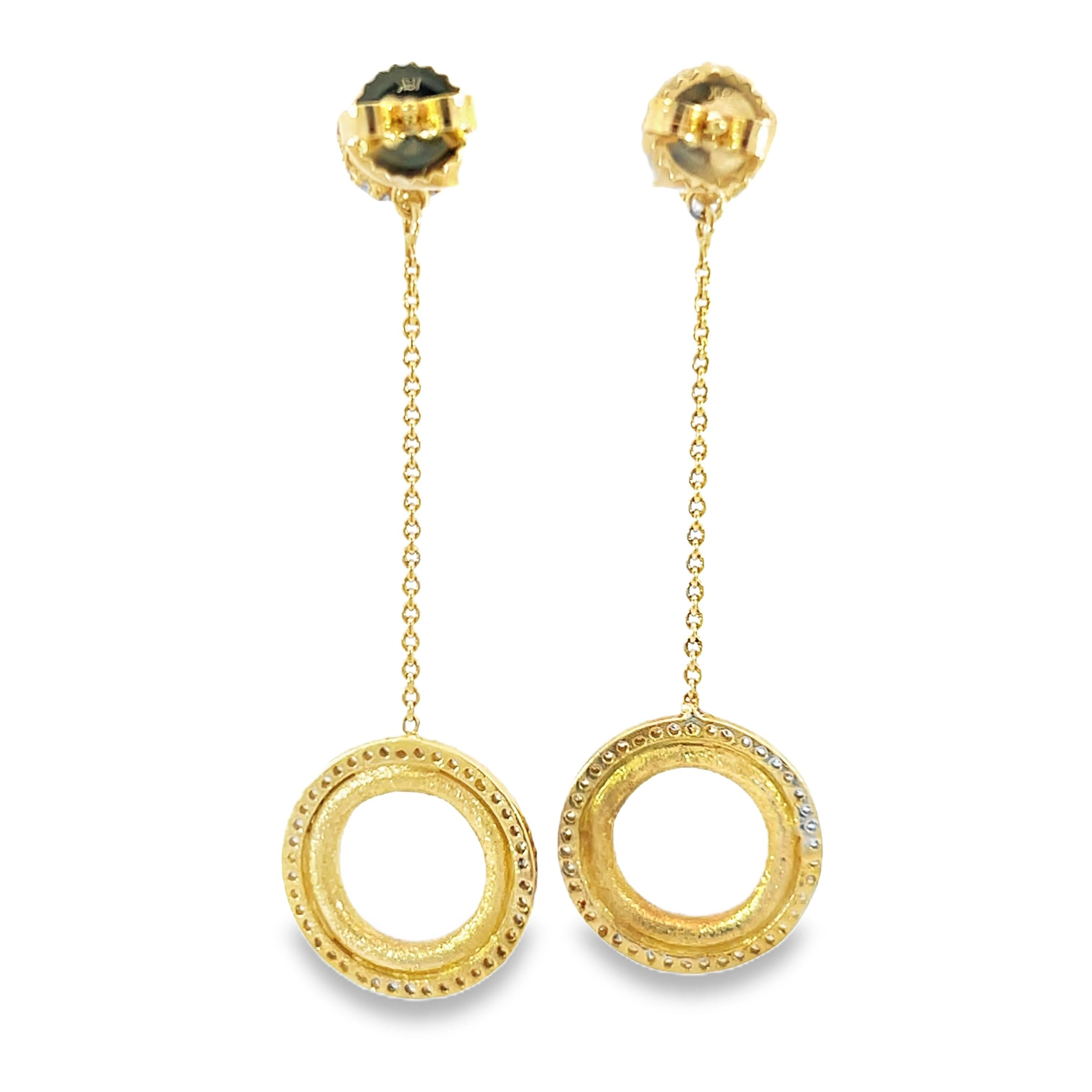 Eleganti orecchini a goccia in oro e diamanti in vendita 3