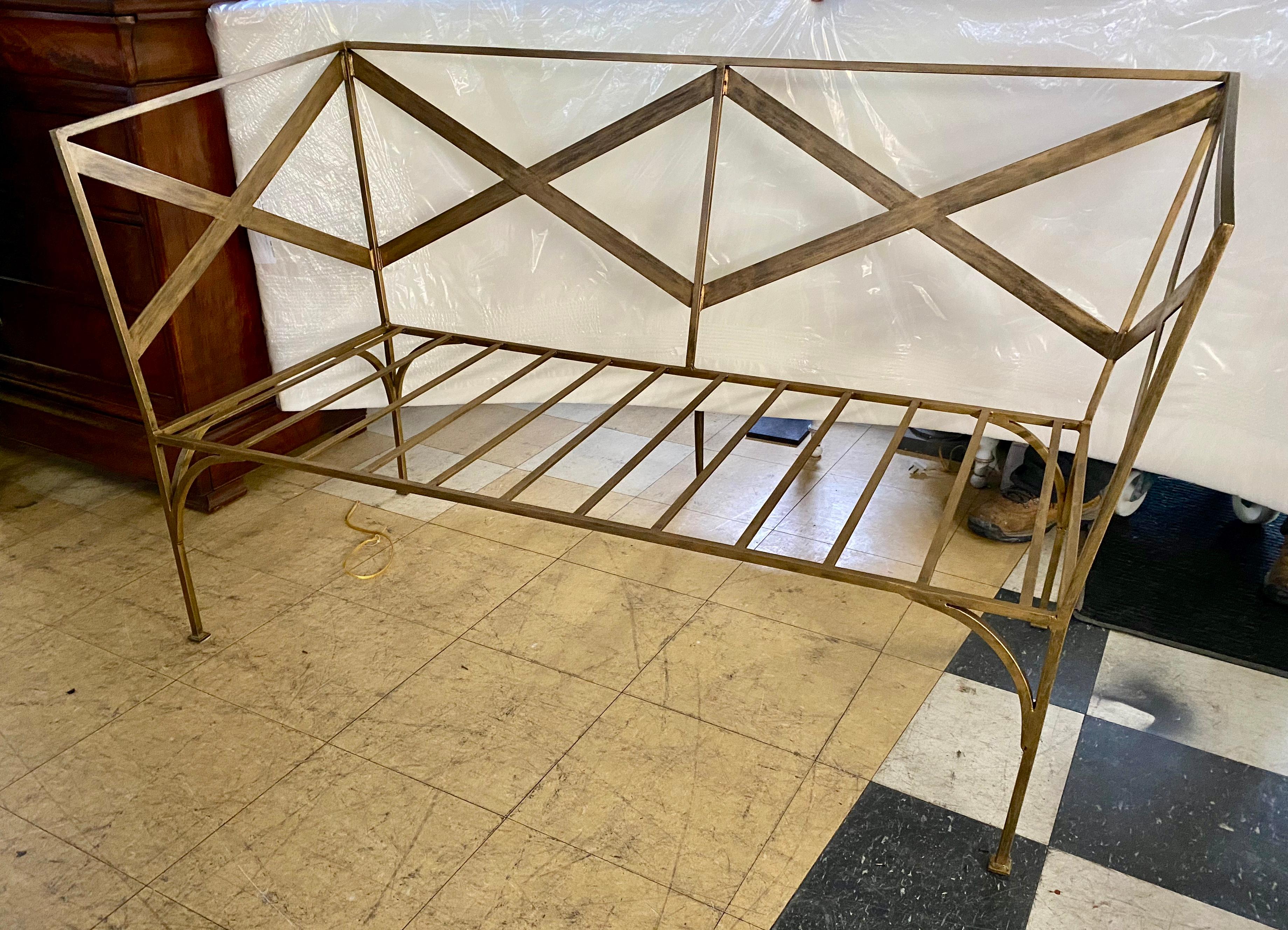 Elegant Gold Gilt Neoclassical Revival Metal Bench In Good Condition For Sale In Sheffield, MA