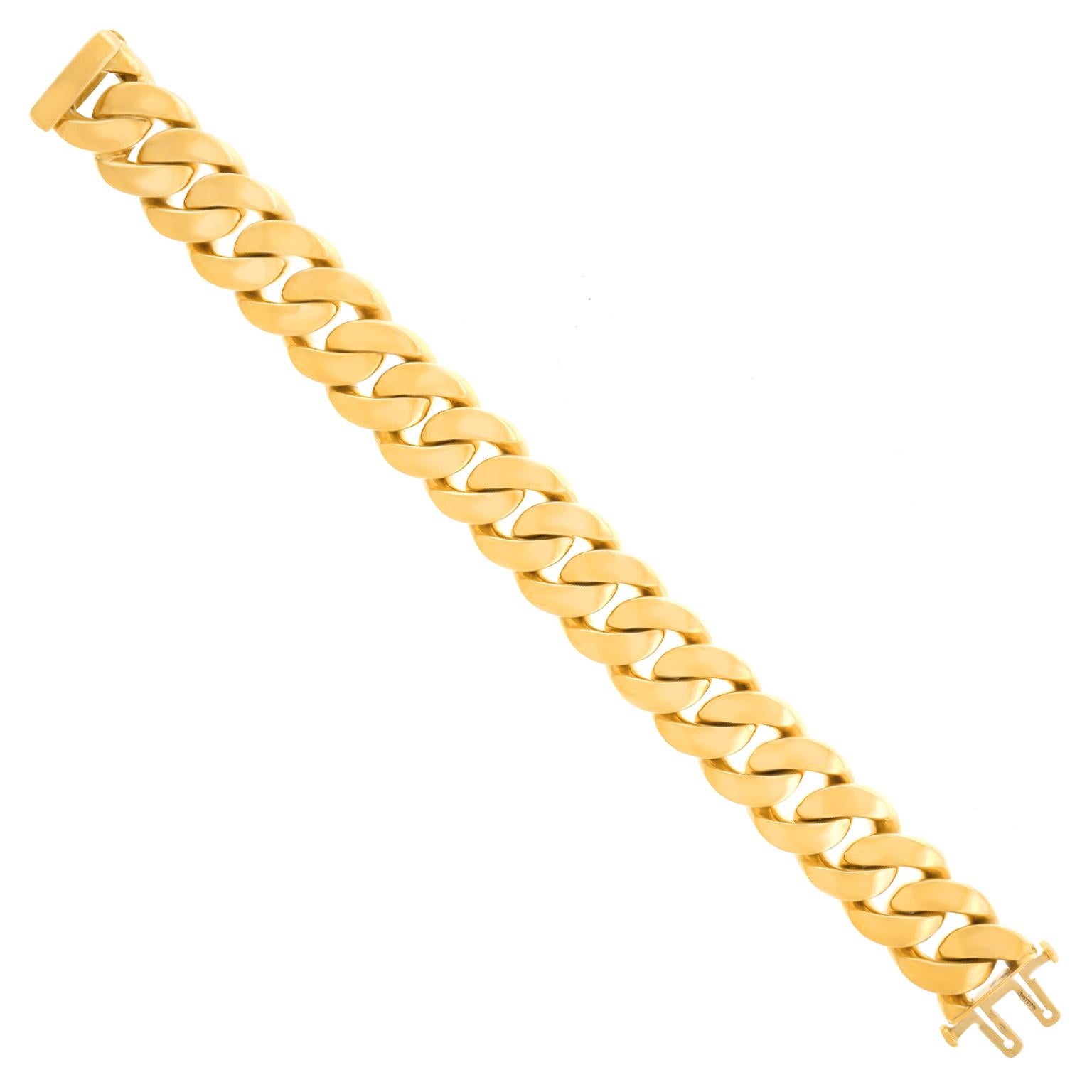 Elegant Gold Link Bracelet 4