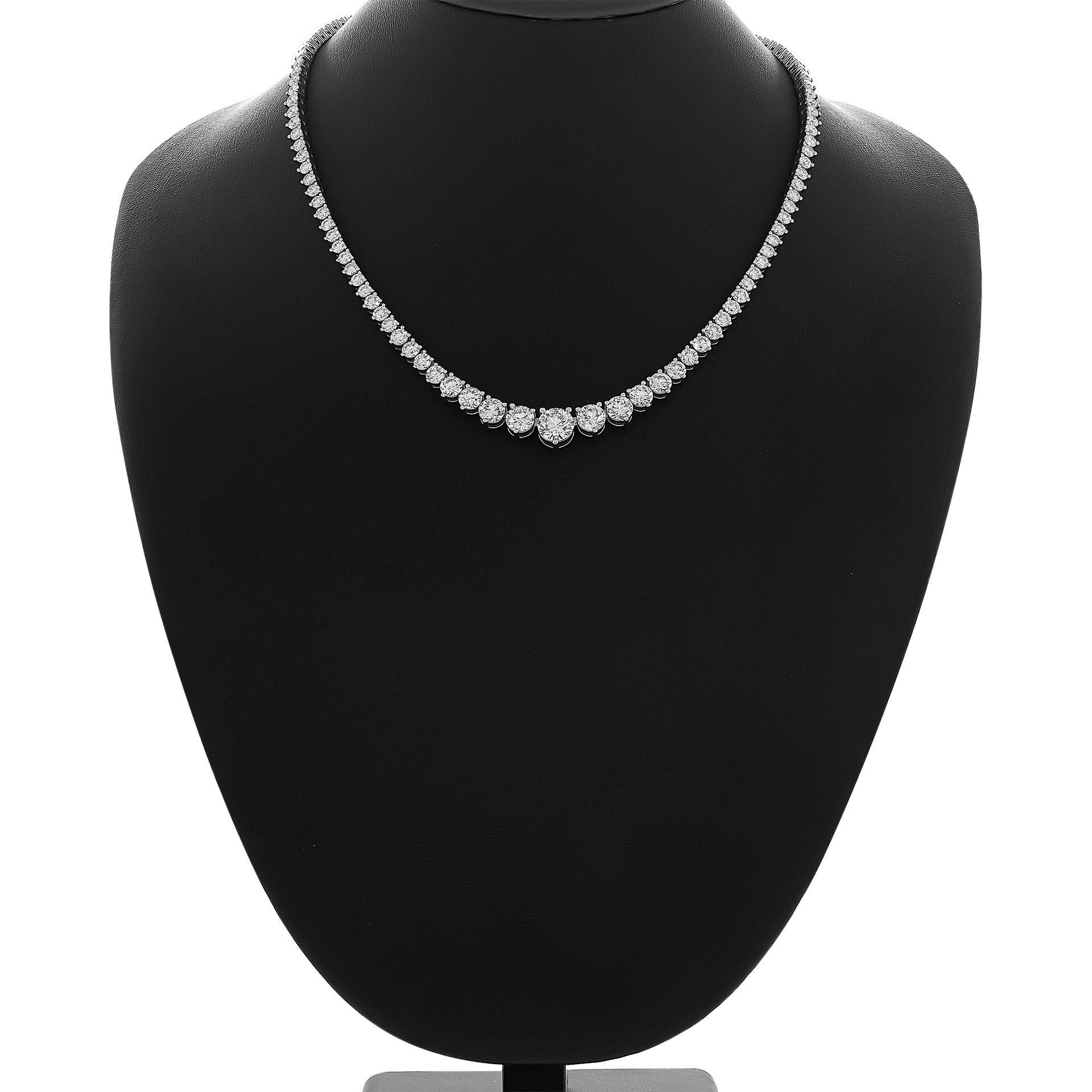 Modern Elegant Graduated Diamond Tennis Necklace in Platinum with 19.45 Carat For Sale