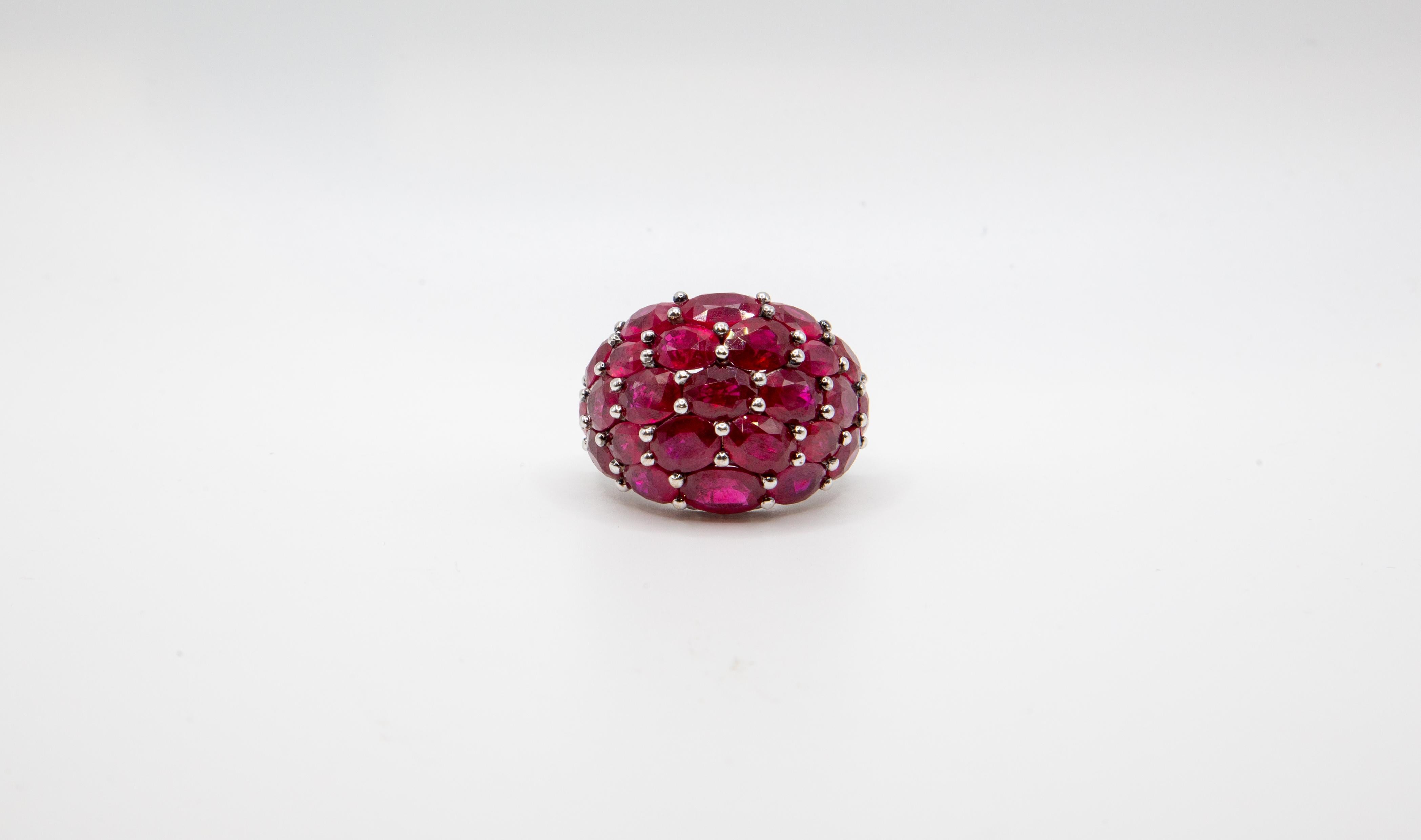 Anello Eleg Graff in platino 18 carati - rubino ovale e diamanti in vendita 7