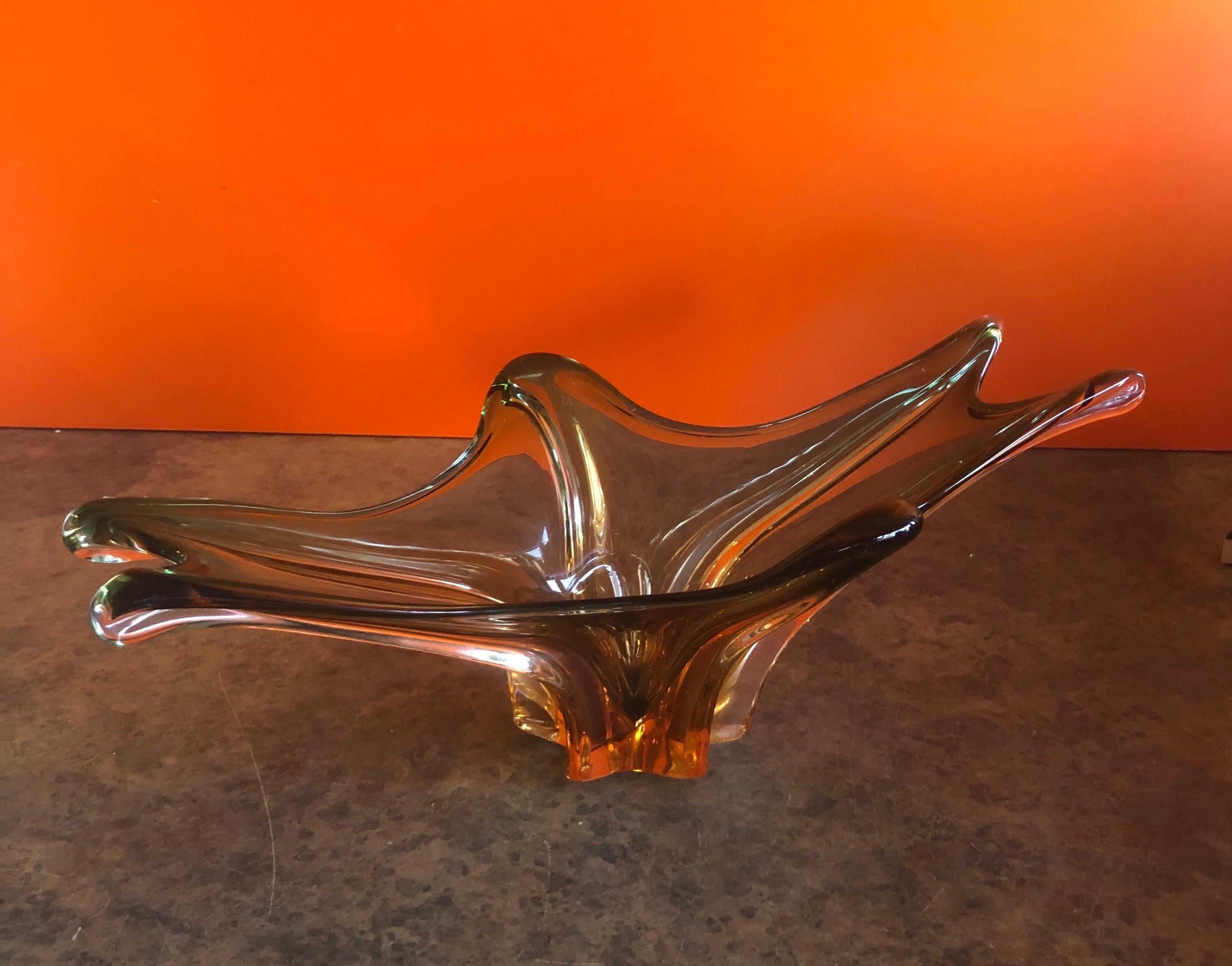 Elegante Cristal de Murano Somerso Verde y Dorado  Cuenco/Centro Regencia de Hollywood en venta