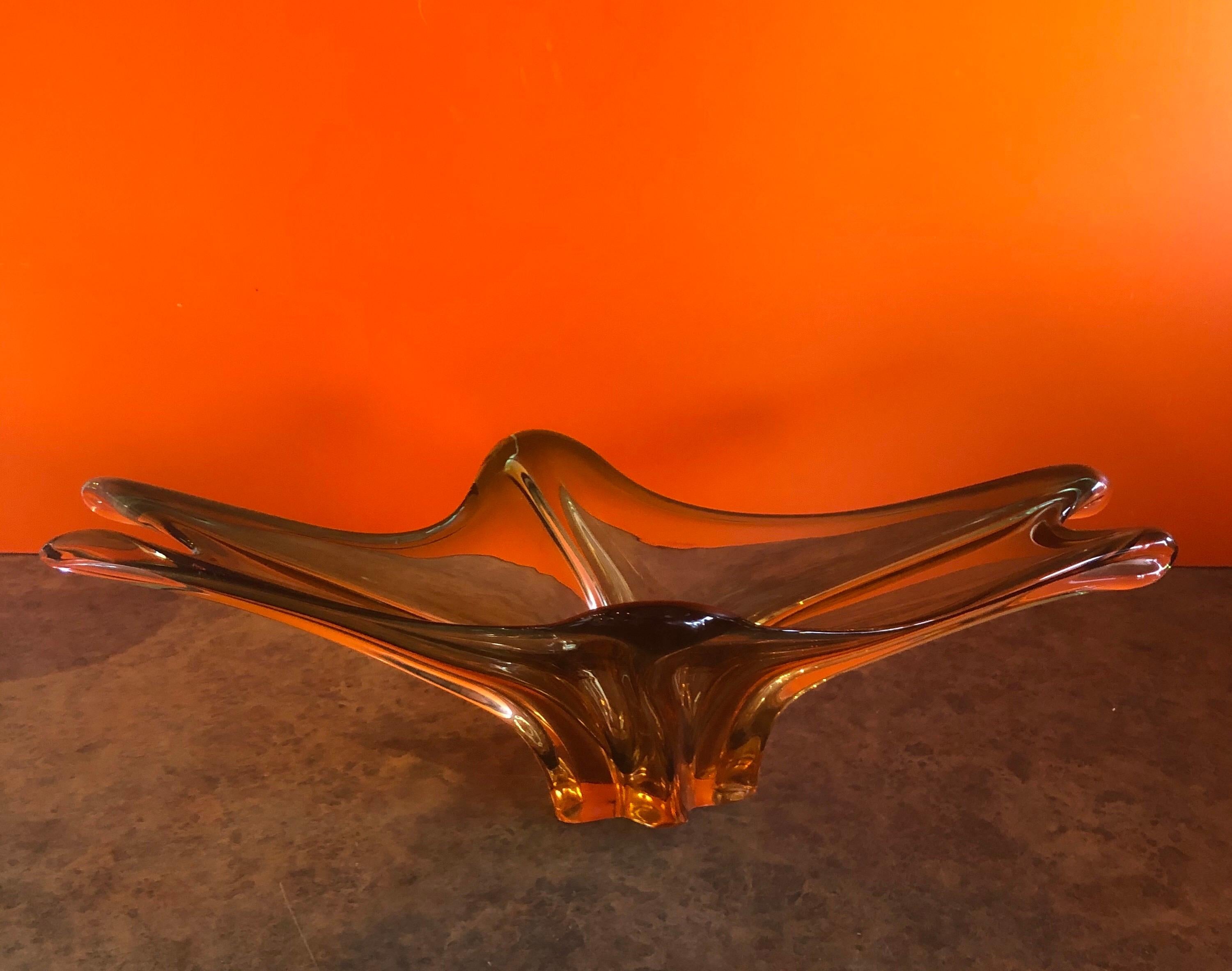 Elegant Green and Gold Murano Somerso Glass  Bowl/Centerpiece In Good Condition For Sale In San Diego, CA
