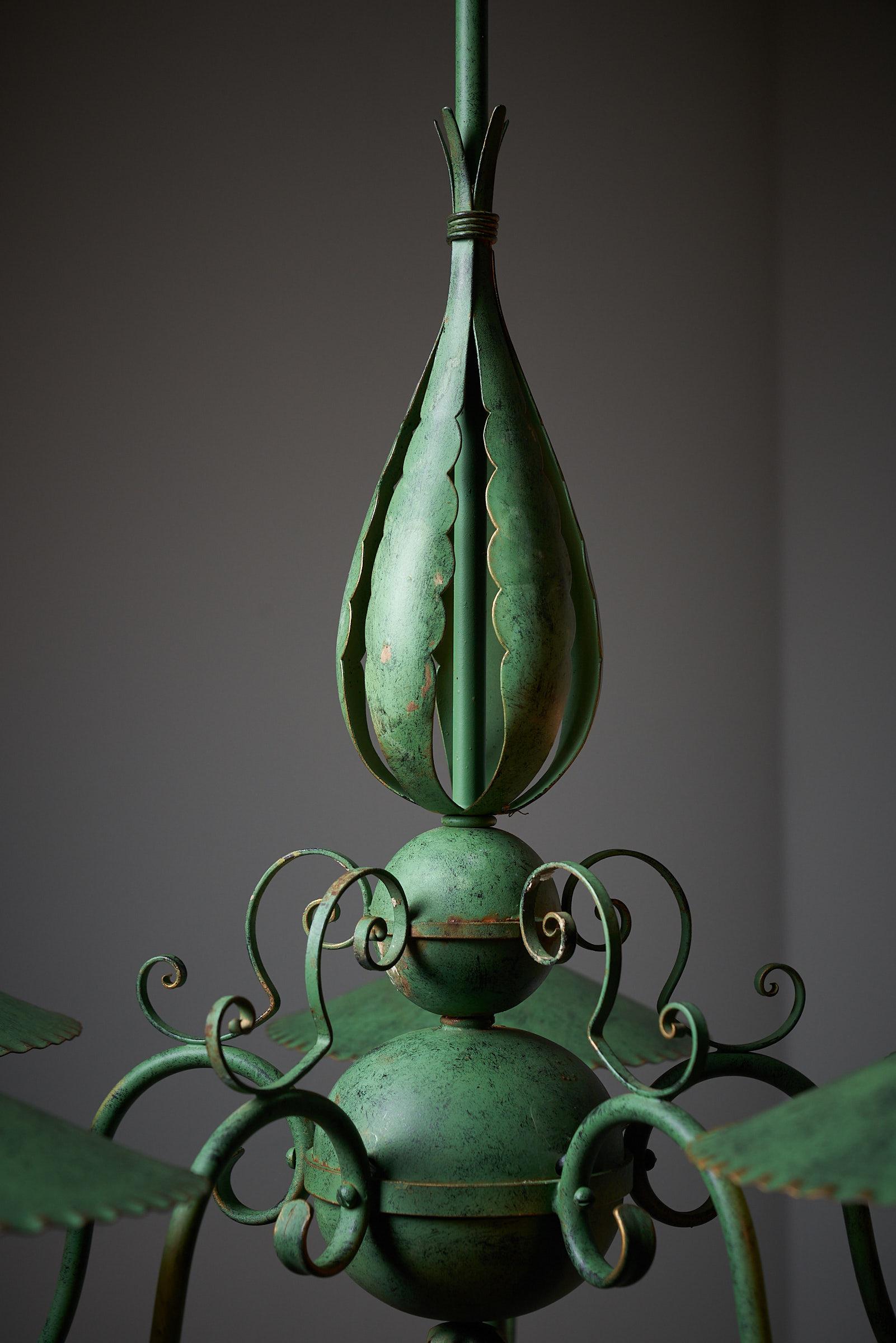 Elegant Green Chandelier with Shades Italy For Sale 2