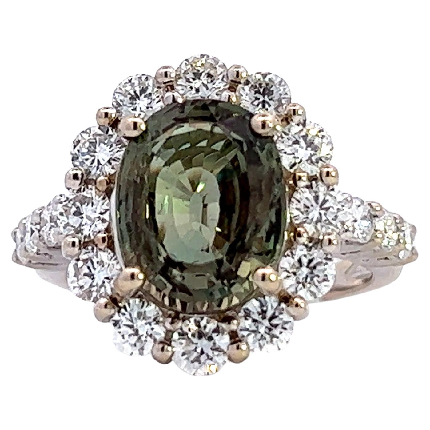 Elegant Green Gemstone Ring For Sale