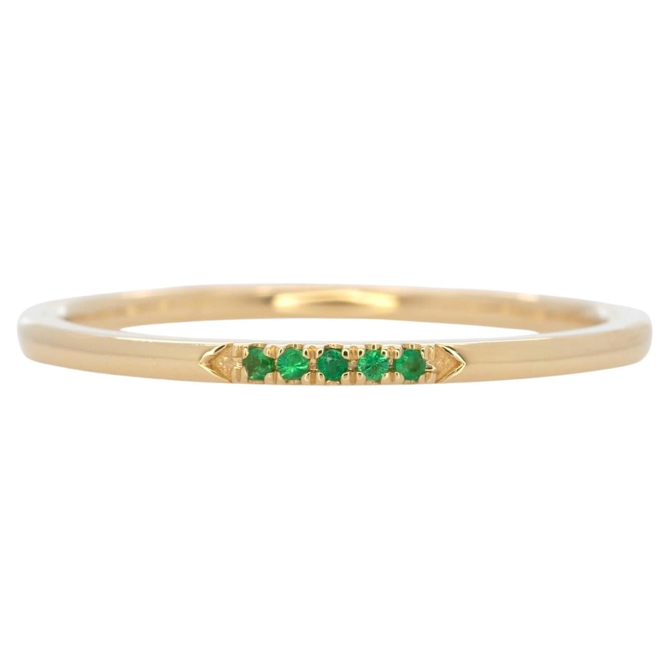 Elegant Green Tsavorite Band Ring in Solid 14K Yellow Gold Jewelry For Sale