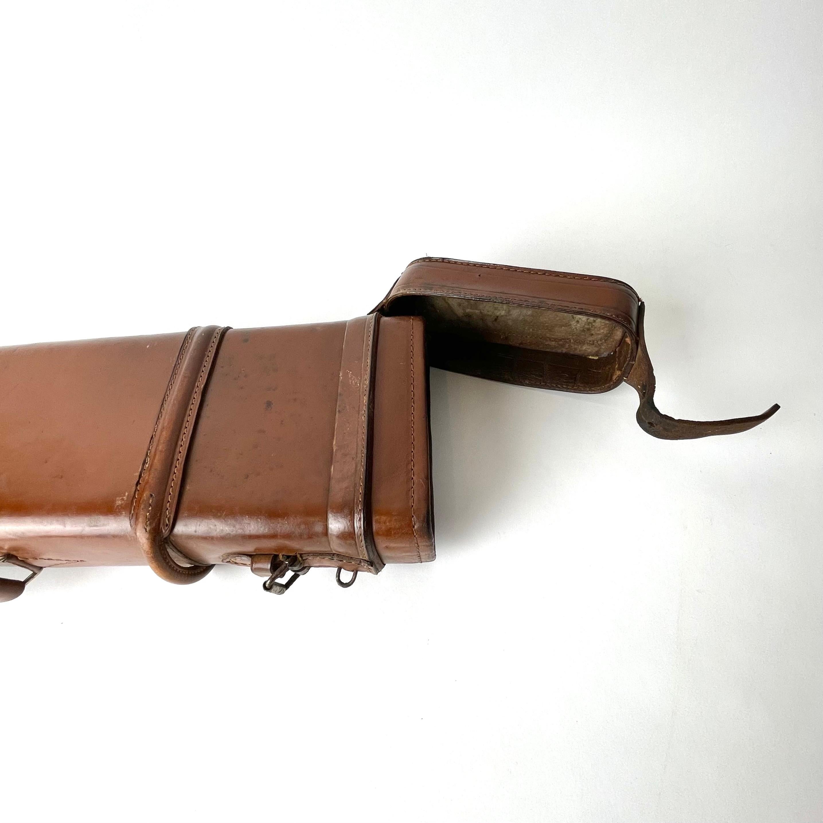 Elegant Gun Case from Holland & Holland from the 1920-30s For Sale 8