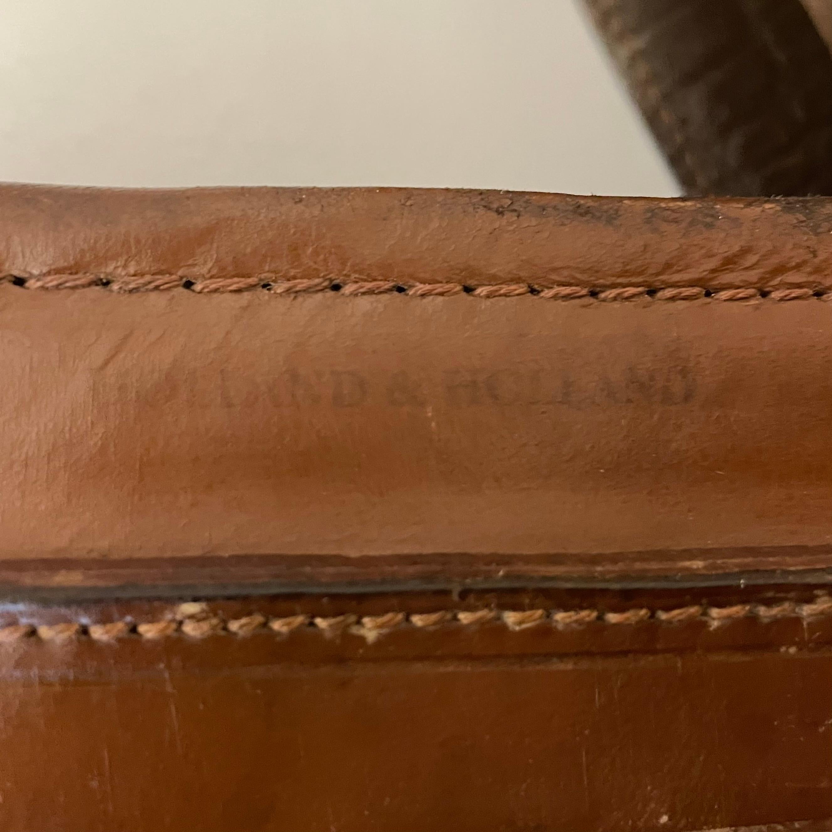 Der elegante Pistolenkoffer von Holland & Holland aus den 1920-30er Jahren im Zustand „Gut“ im Angebot in Knivsta, SE