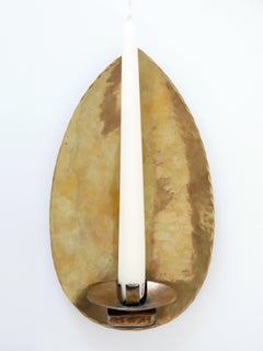 Elegante candelabro Bauhaus in ottone martellato degli anni '30 in Germania