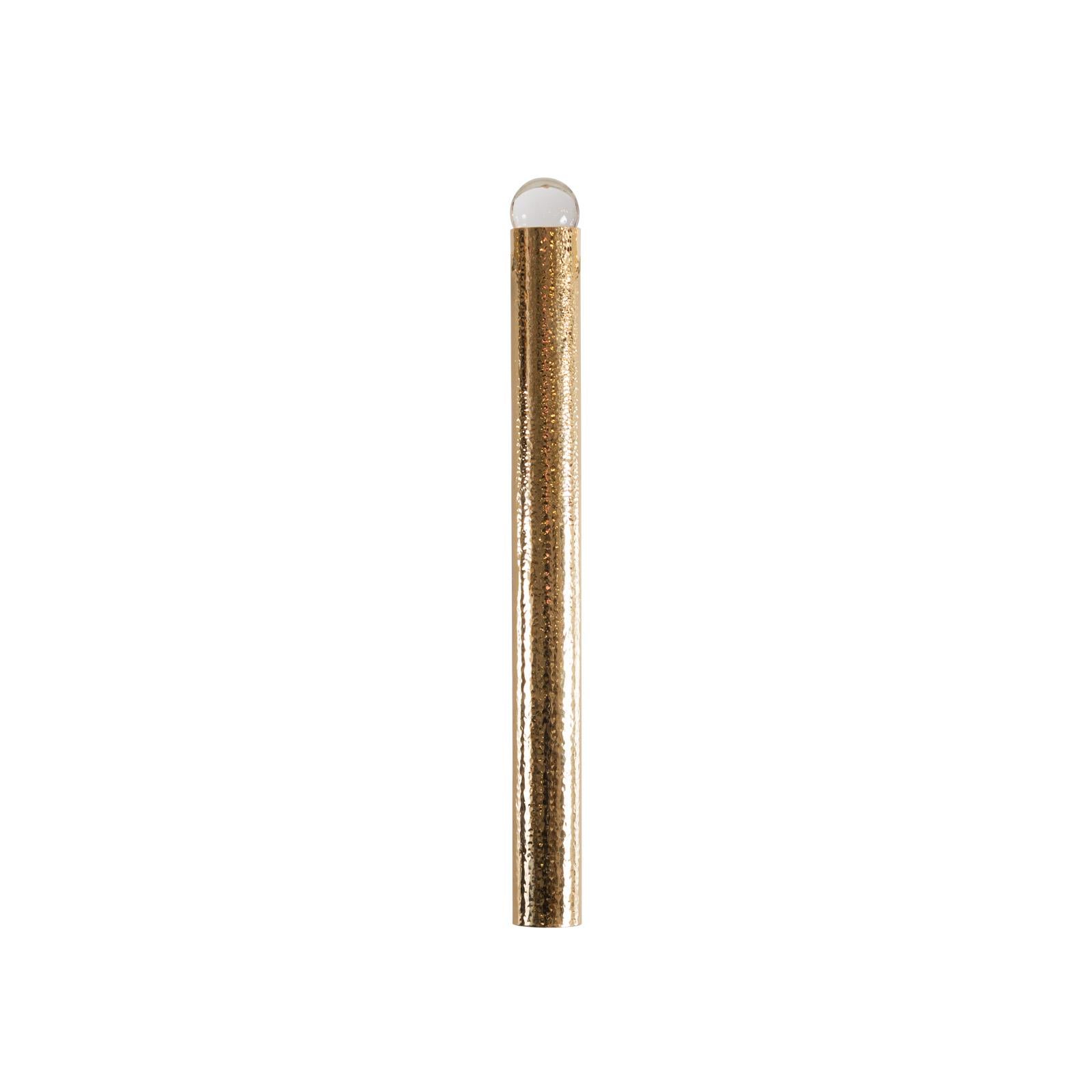 Artistical hammered brass-tube with a Crystal-ball - can also be mounted the other way round.

Most components according to the UL regulations, with an additional charge we will UL-list and label our fixtures.