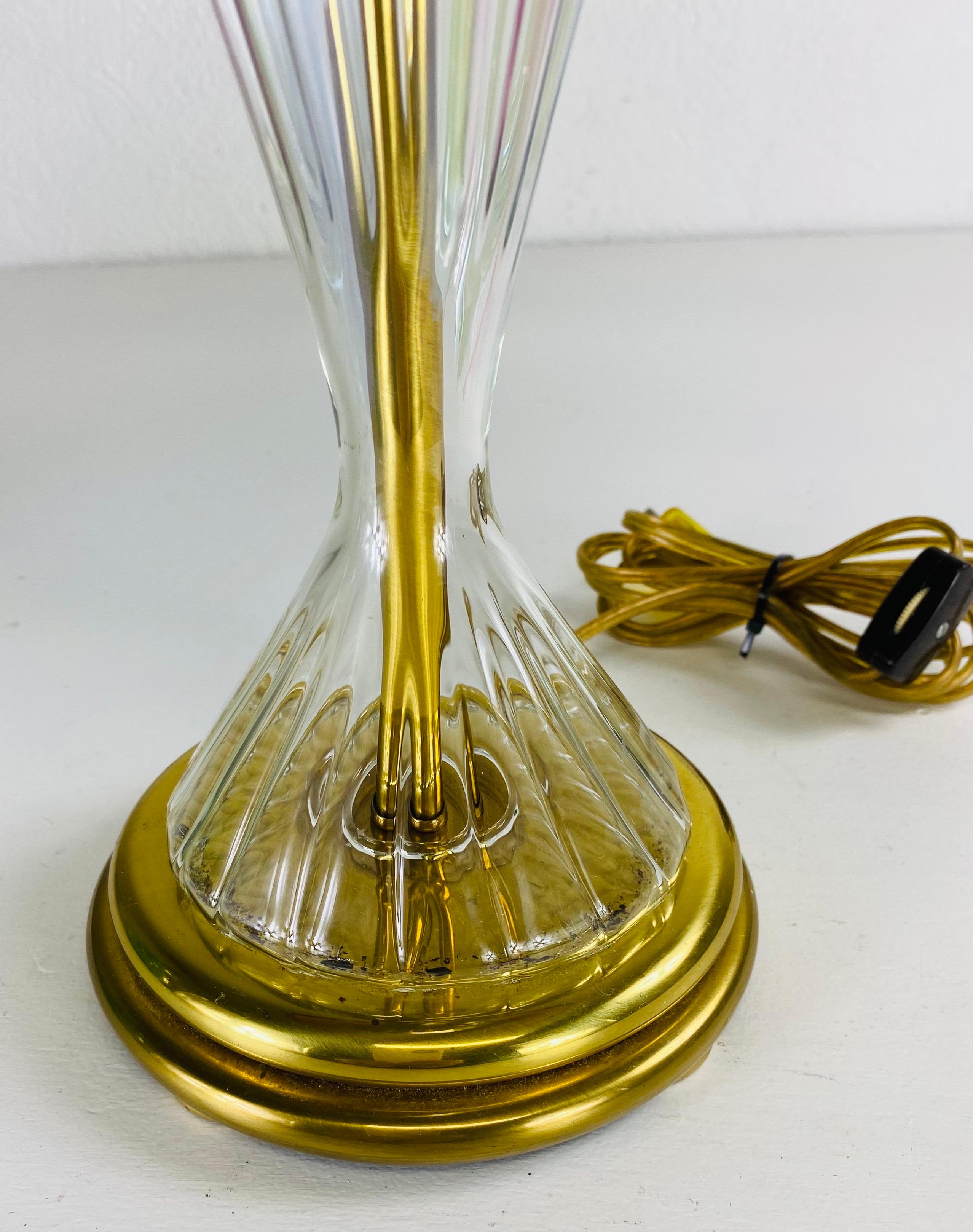 Late 20th Century Elegant hand blown iridescent clear glass table lamp. For Sale