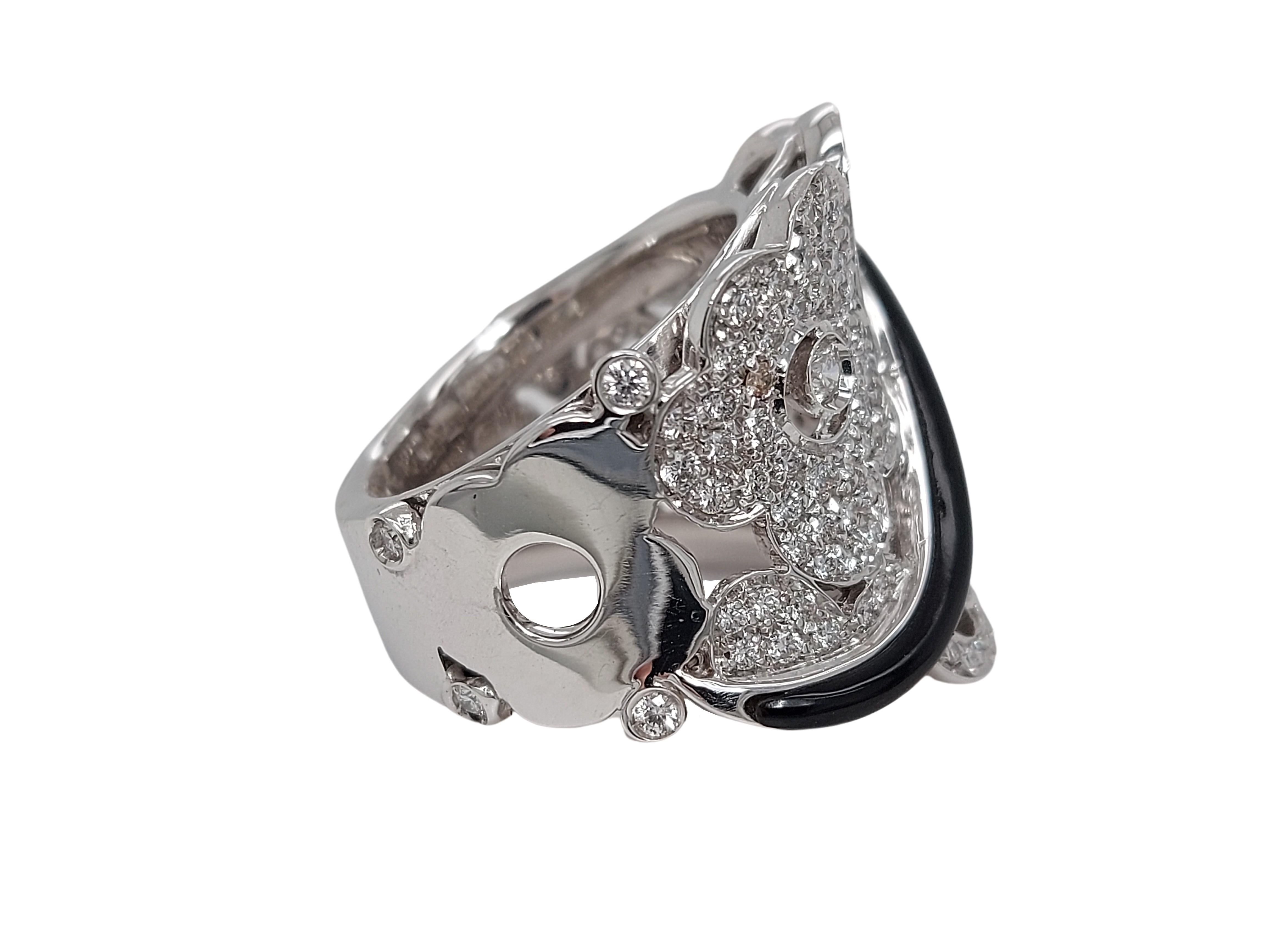 Women's or Men's Elegant Hand Crafted 18kt White Gold Ring with 1.55ct Diamonds & Enamel For Sale