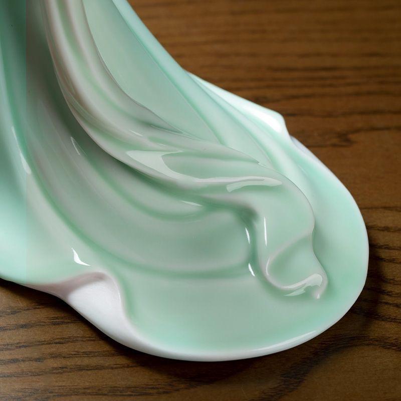 Elegant Handcrafted Porcelain Beauty Figurine – Perfect Gift for Art Lovers 1