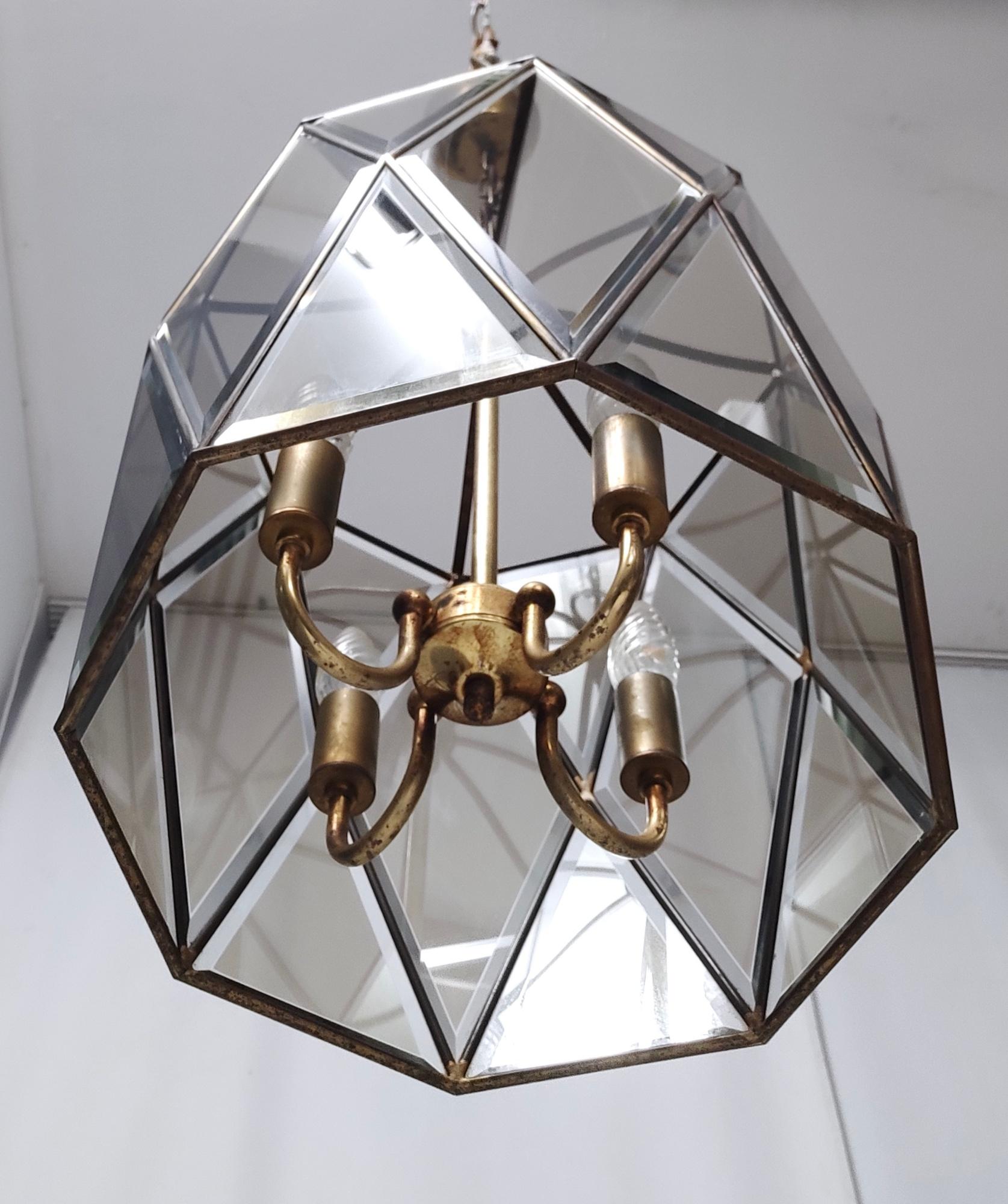 Elegant Handmande Octagonal Glass and Brass Pendant Lantern, Italy For Sale 1
