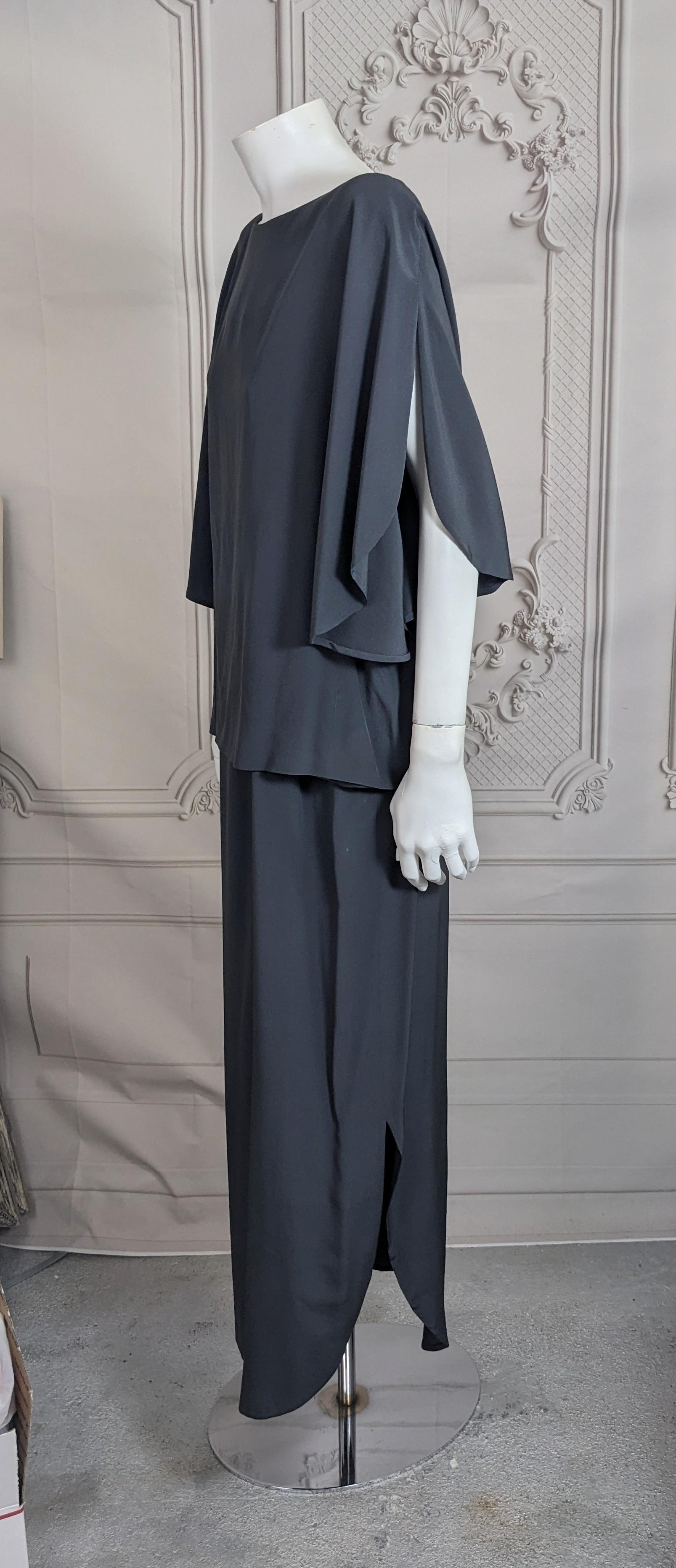 Elegant Haute Couture Madame Gres Anthracite Silk Crepe Ensemble In Excellent Condition For Sale In New York, NY