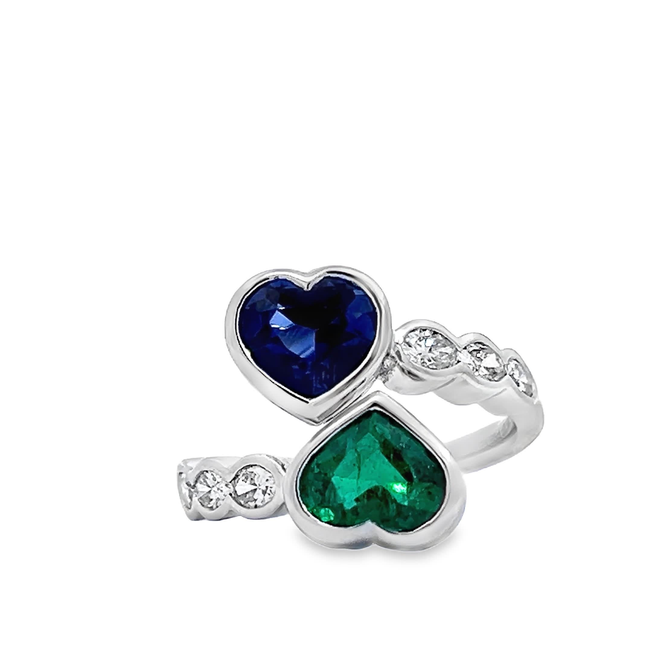 Eleganter herzförmiger Edelsteinring in Herzform im Angebot 1